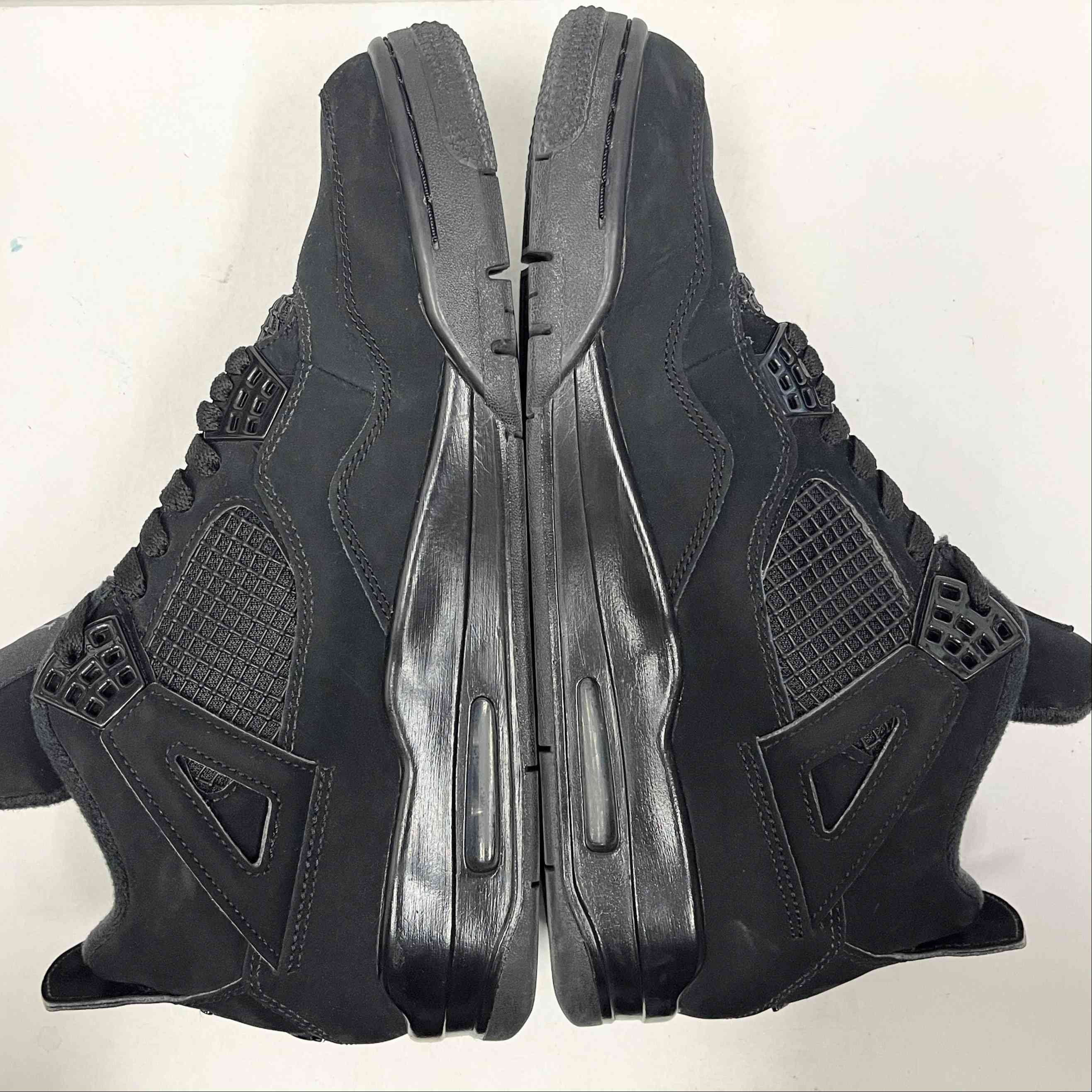 【US9.5】 AIR JORDAN 4 RETRO BLACK CAT 2020 CU1110-010 【USED】