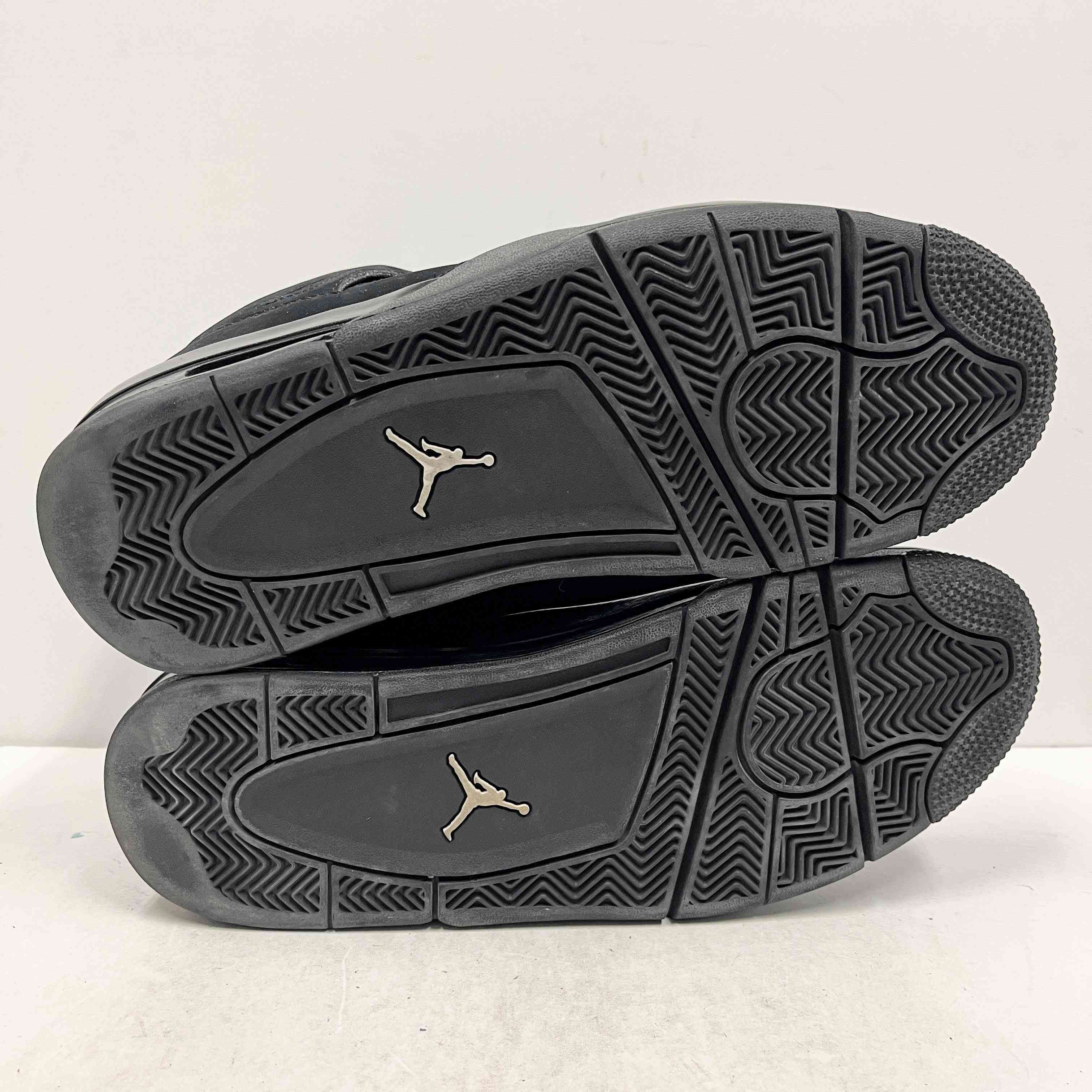 【US9.5】 AIR JORDAN 4 RETRO BLACK CAT 2020 CU1110-010 【USED】