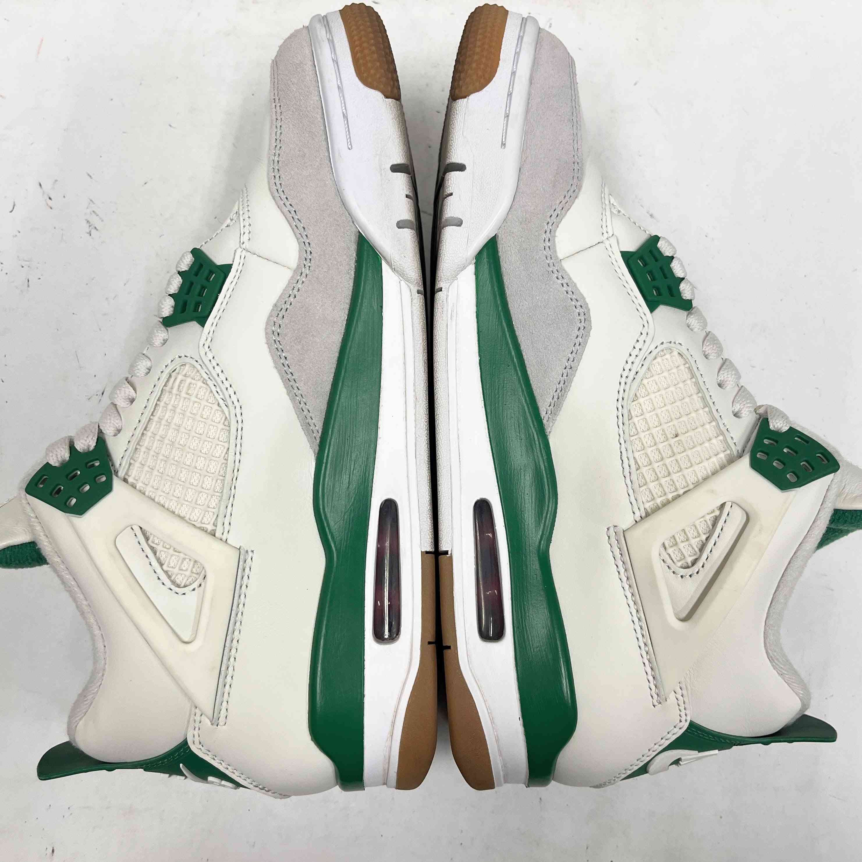 【US8】 AIR JORDAN 4 RETRO SP DR5415-103 【USED】