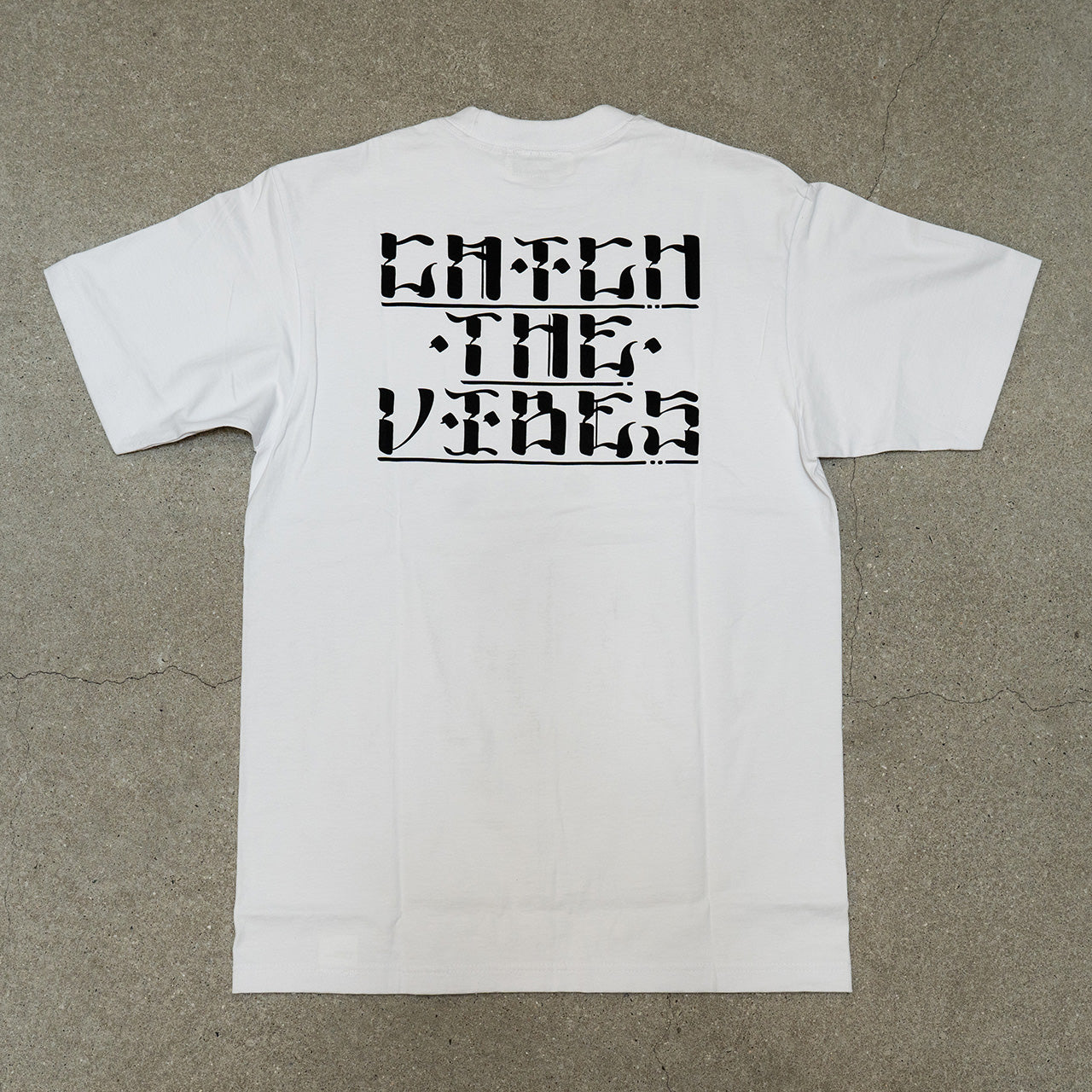 CATCH THE VIBES LOGO TEE White