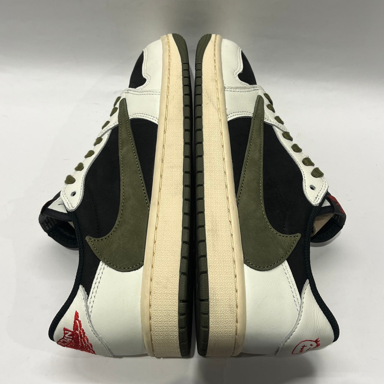 【W US10】 WMNS AIR JORDAN 1 LOW TRAVIS SCOTT DZ4137-106 【USED】