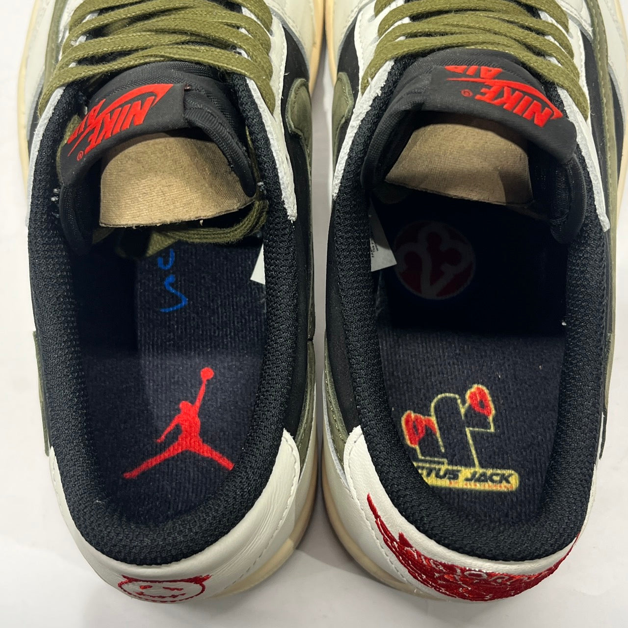 【W US10】 WMNS AIR JORDAN 1 LOW TRAVIS SCOTT DZ4137-106 【USED】