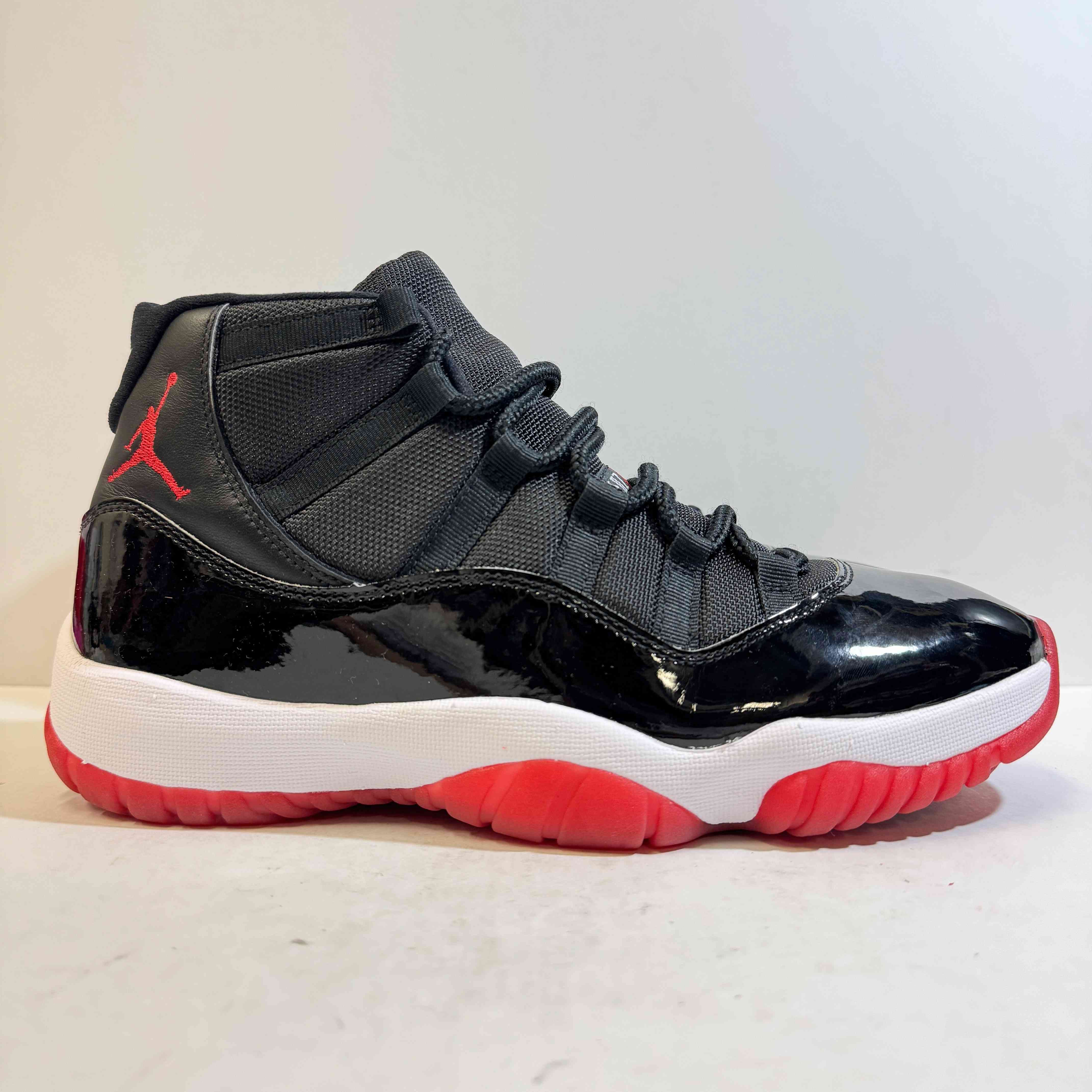 【US10】 AIR JORDAN 11 RETRO BRED 378037-061 【USED】
