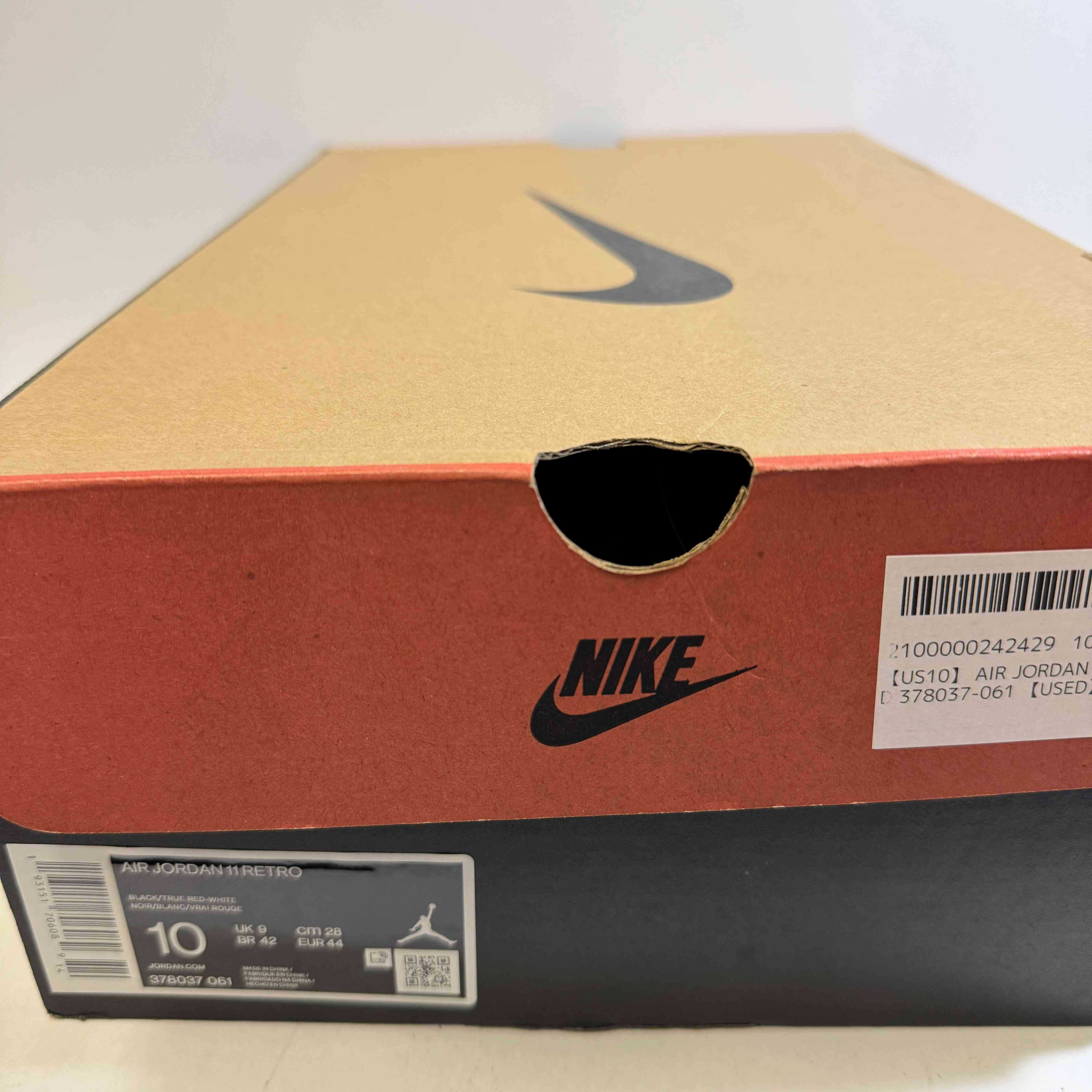 【US10】 AIR JORDAN 11 RETRO BRED 378037-061 【USED】