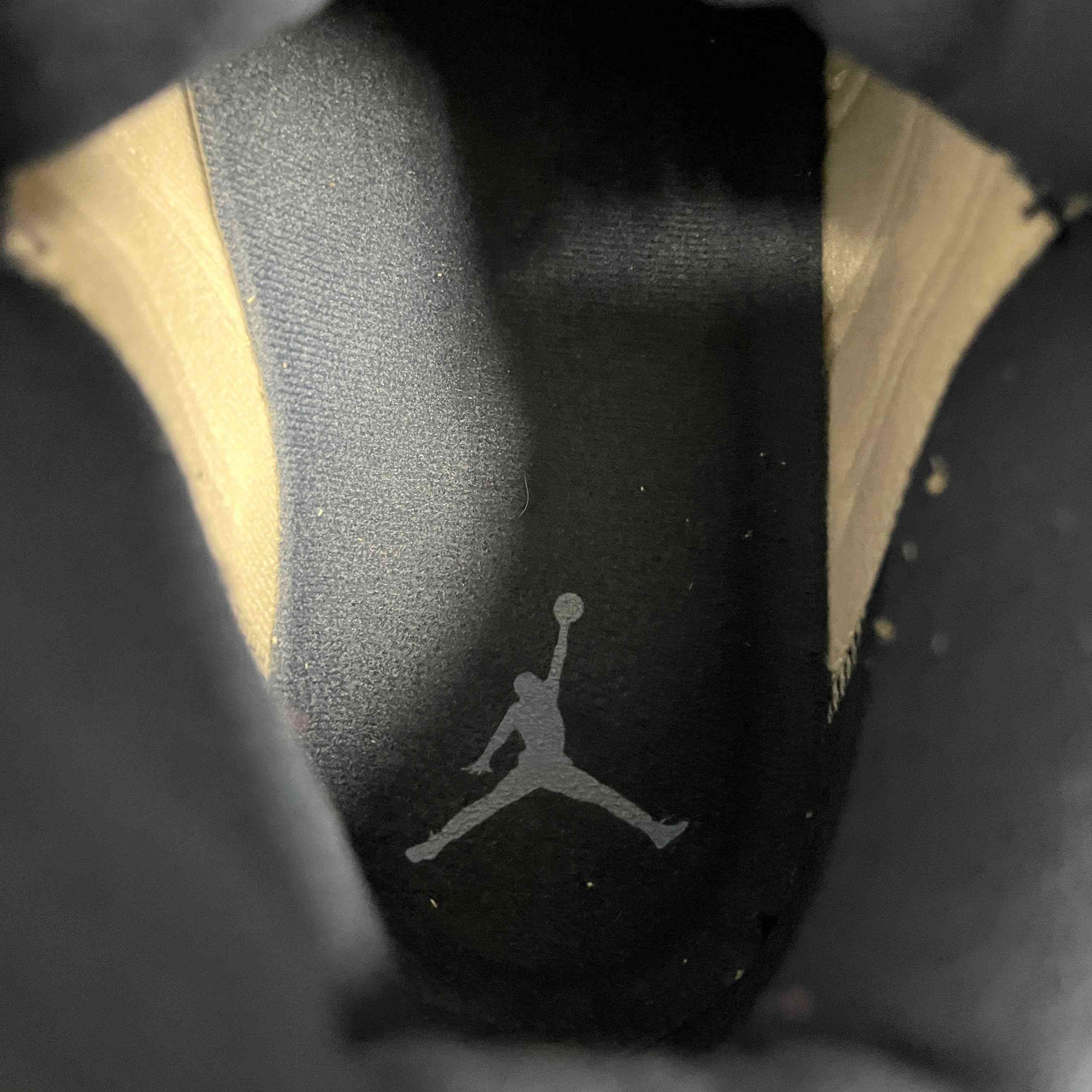 【US10】 AIR JORDAN 13 RETRO 414571-404 【USED】