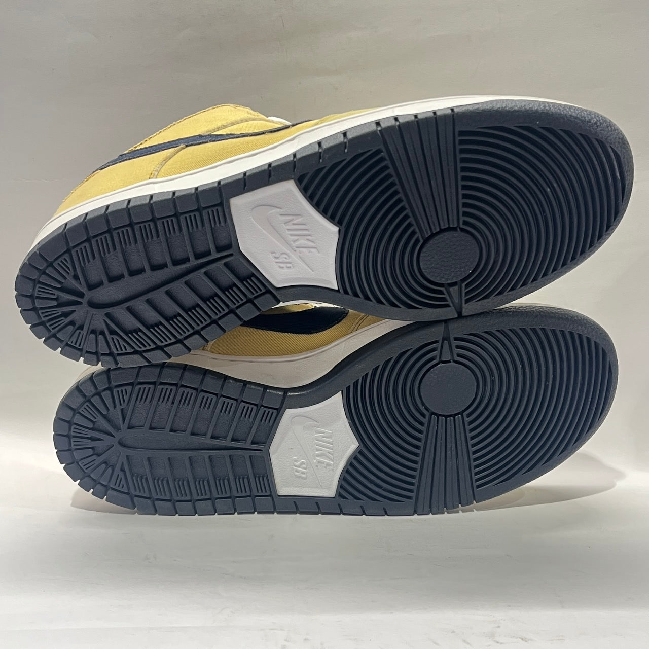 【US10】 NIKE SB DUNK LOW SB GOLD DUST 304292-705 【USED】 箱無