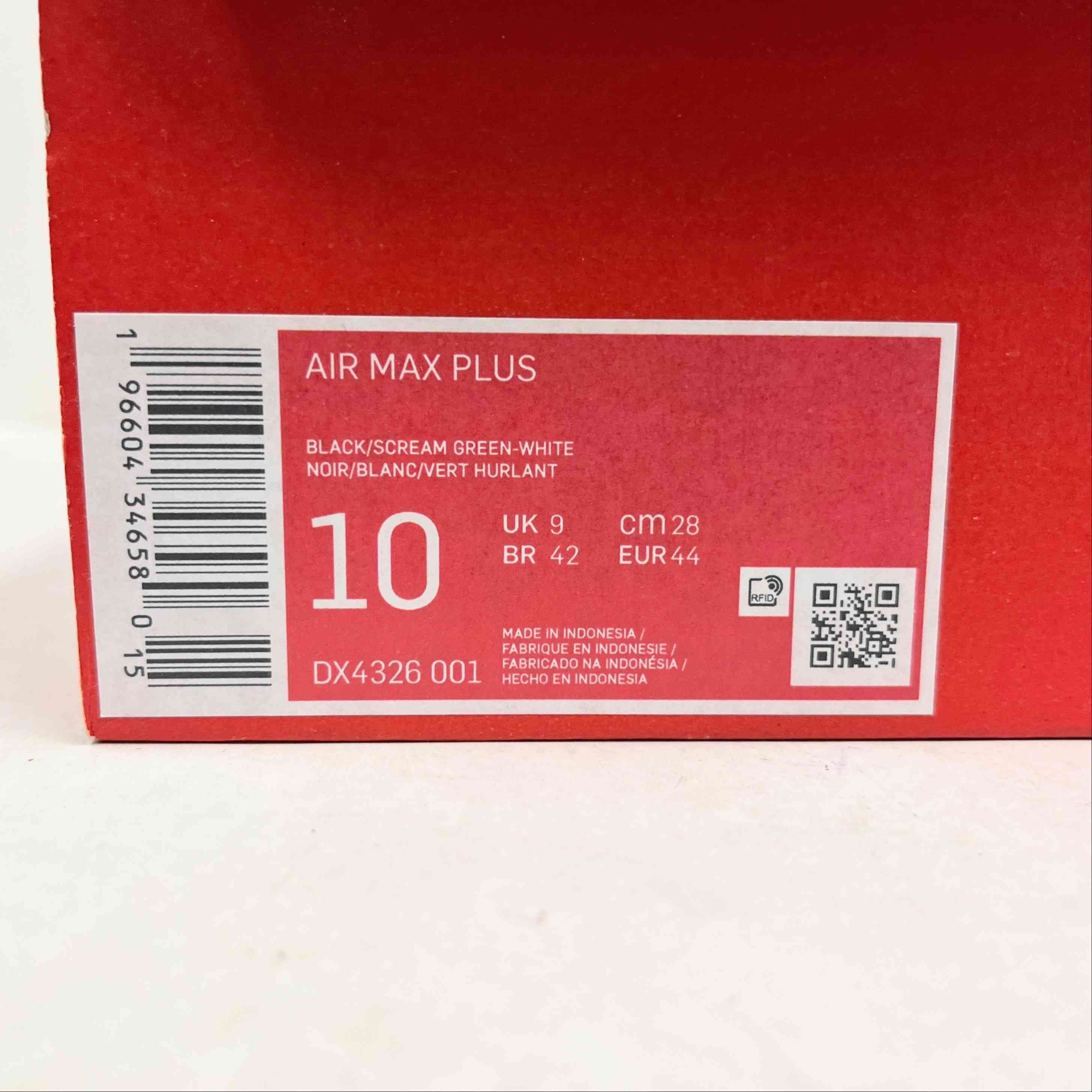 【US10】 NIKE AIR MAX PLUS DX4326-001 【USED】