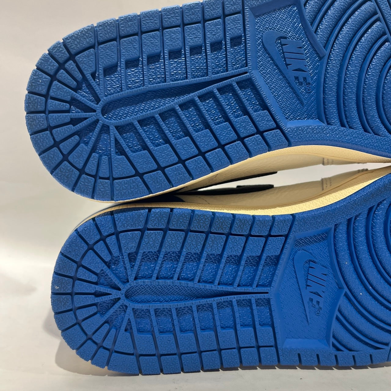 【US8】 AIR JORDAN 1 RETRO HIGH OG SP Travis Scott / Fragment DH3227-105 【USED】