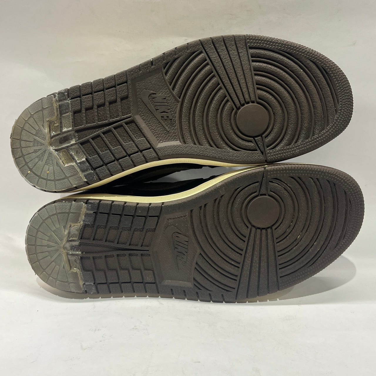 【US8.5】 AIR JORDAN 1 LOW OG SP-T Travis Scott CQ4277-001 【USED】
