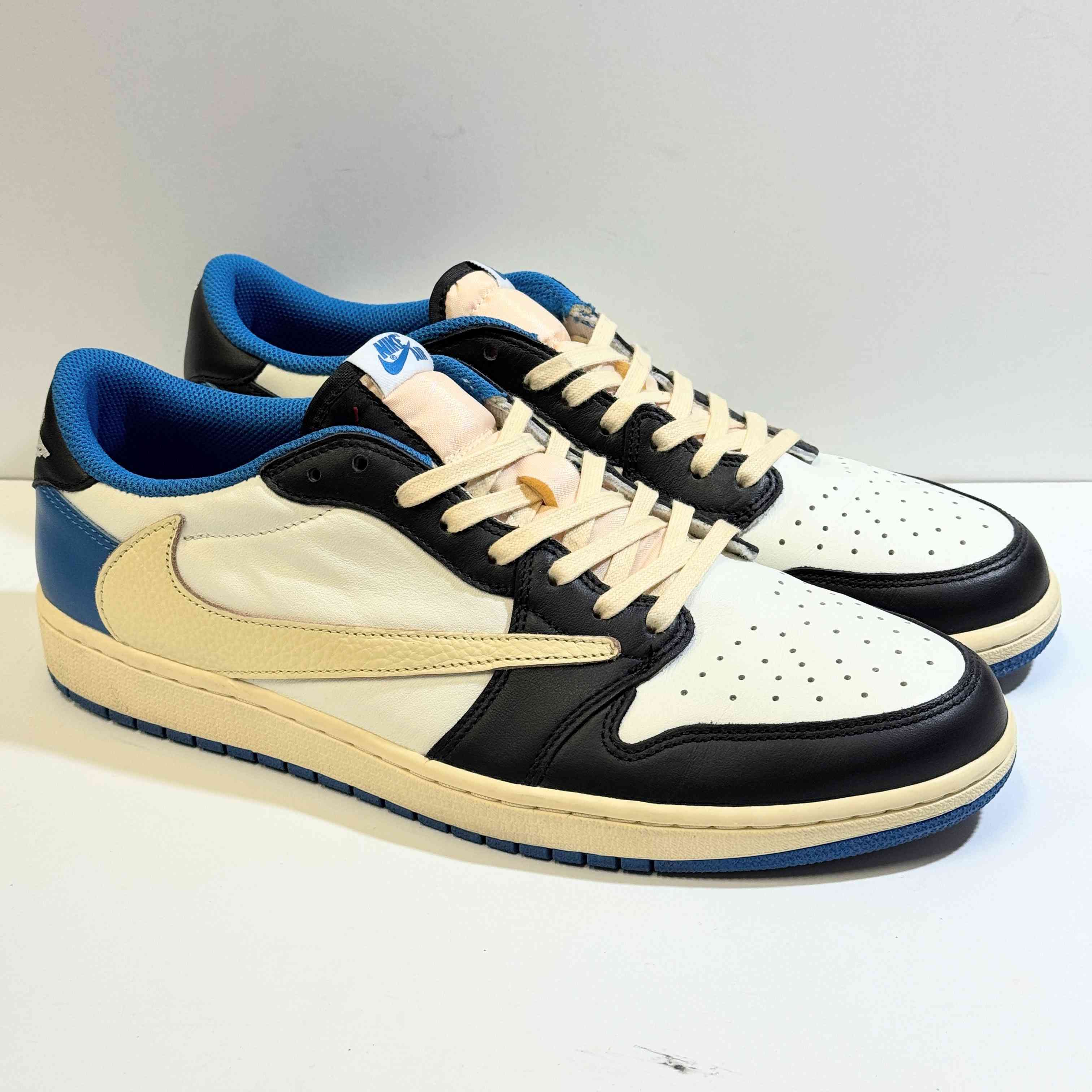 【US12】 AIR JORDAN 1 LOW OG SP TRAVIS SCOTT/FRAGMENT DM7866-140 【USED】