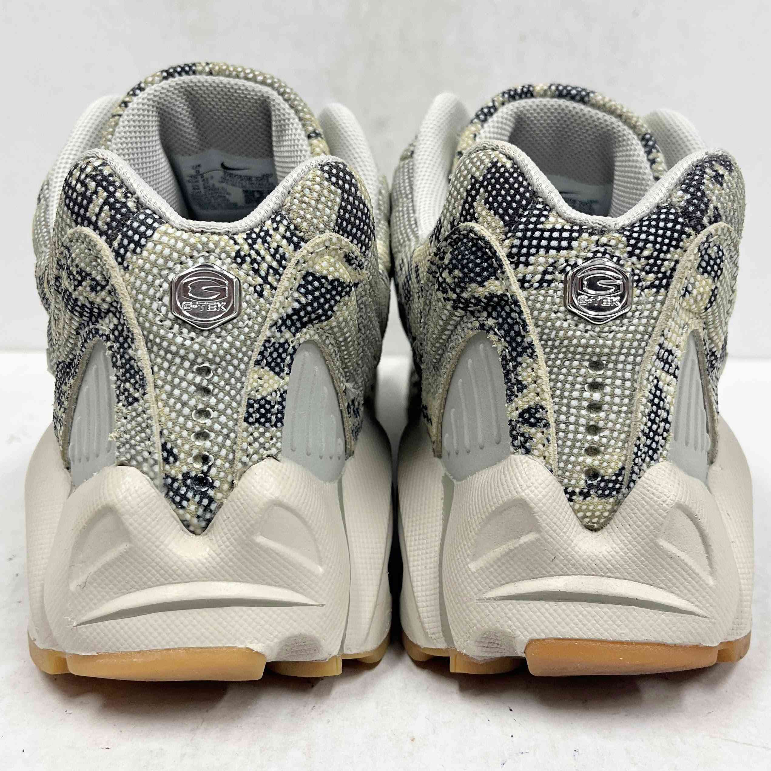 【US9】 NIKE HOT STEP AIR TERRA / NOCTA DR0508-001 【USED】