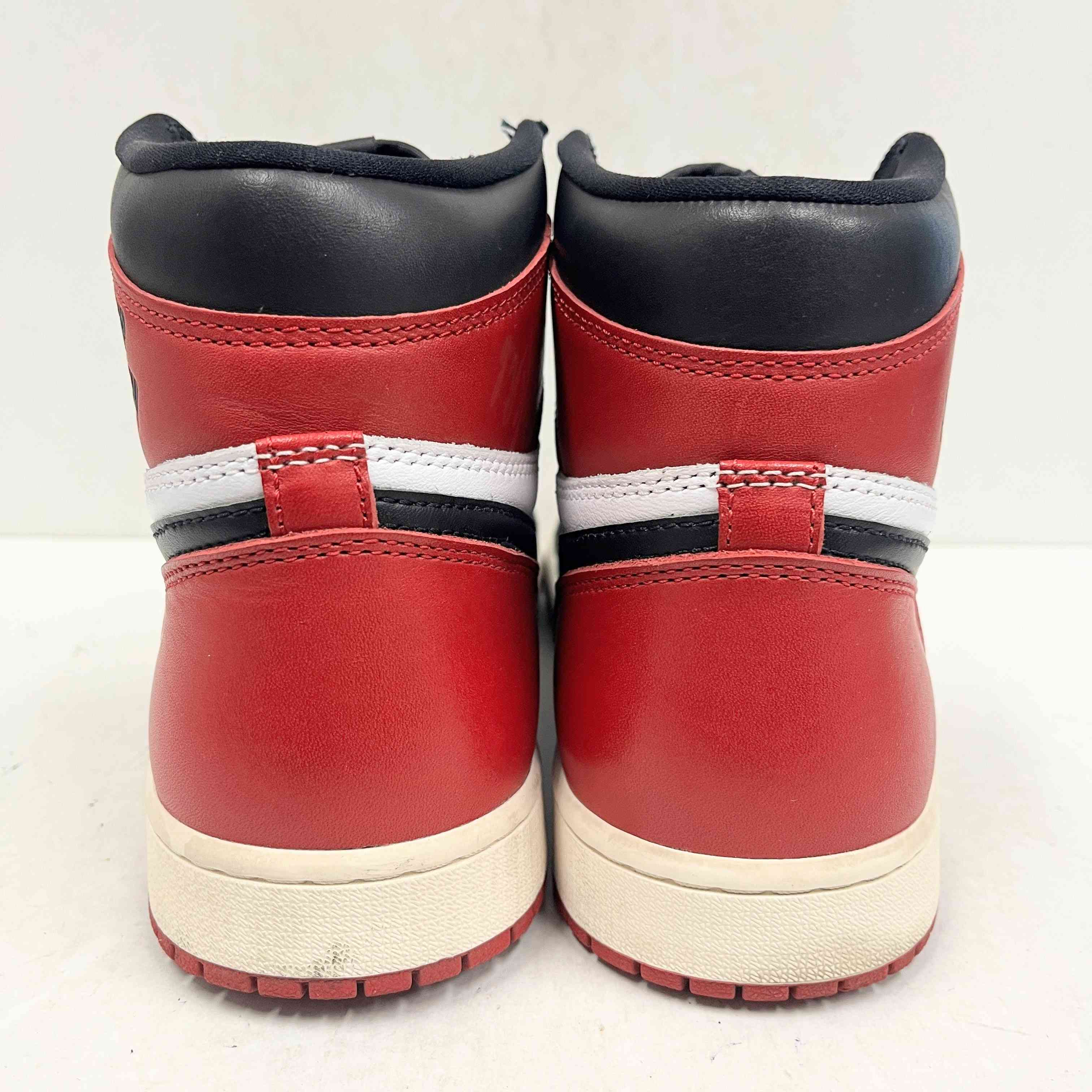 【US9.5】 AIR JORDAN 1 RETRO HIGH OG BLACK TOE DZ5485-106 【USED】