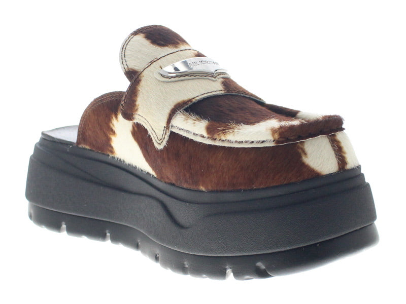 【W US8】 WMNS AJ MULE SE IB1497-001 【DS】