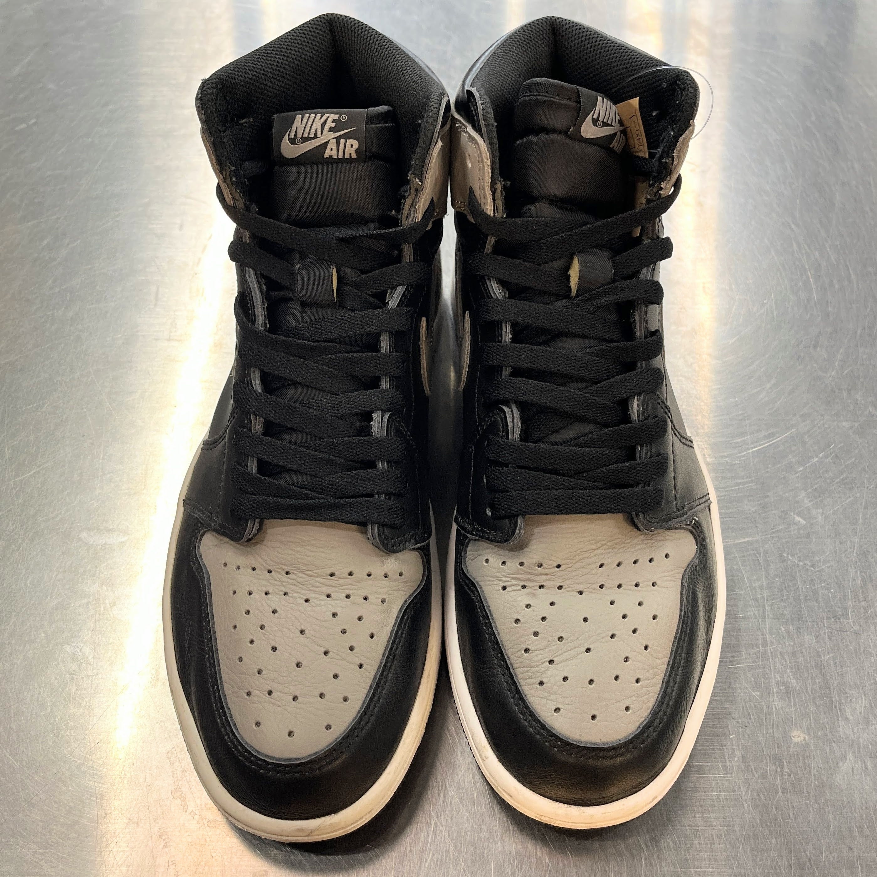 【US10】 AIR JORDAN 1 RETRO HIGH OG 555088-013 【USED】