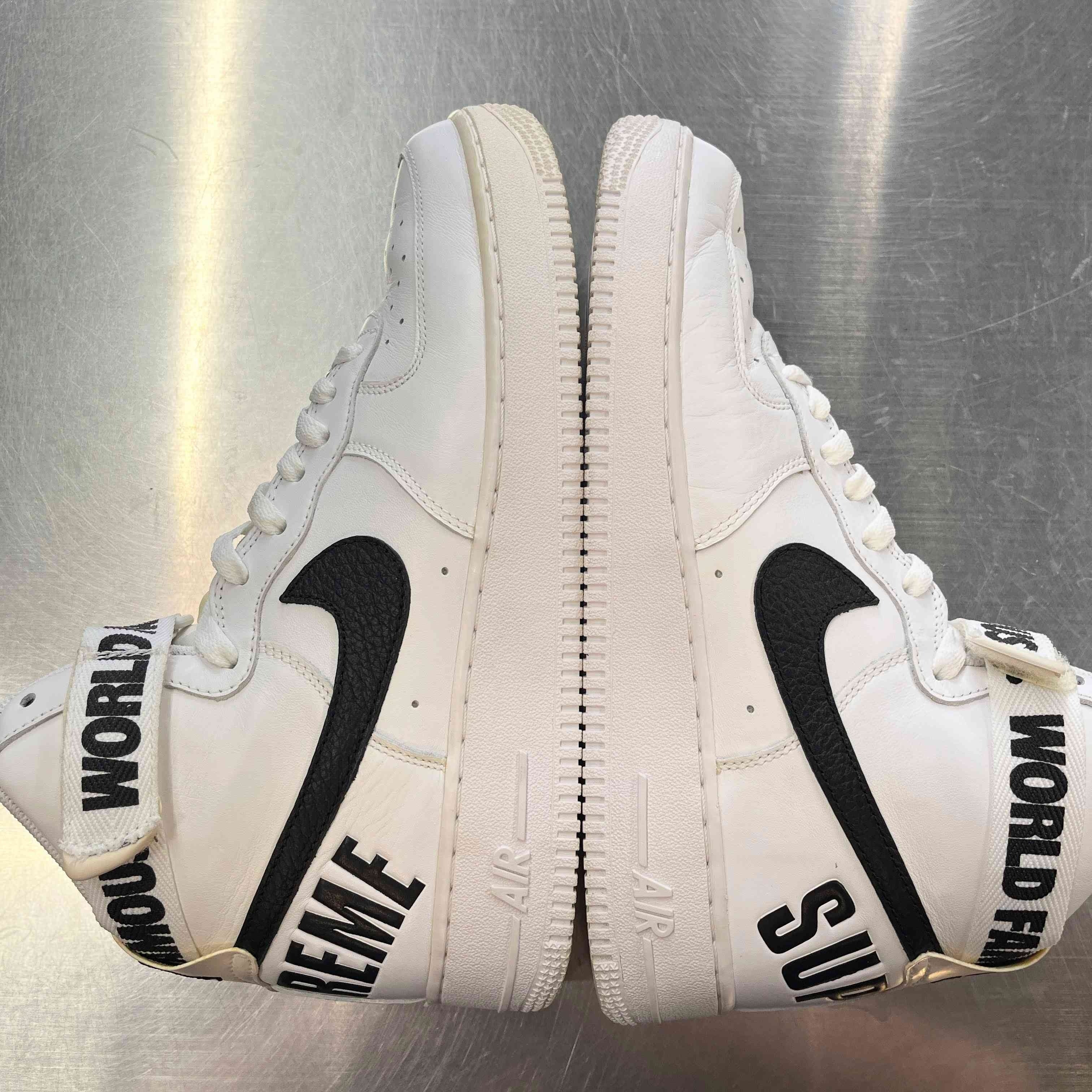 【US9.5】 NIKE AIR FORCE 1 HIGH SUPREME SP SUPREME 698696-100 【USED】