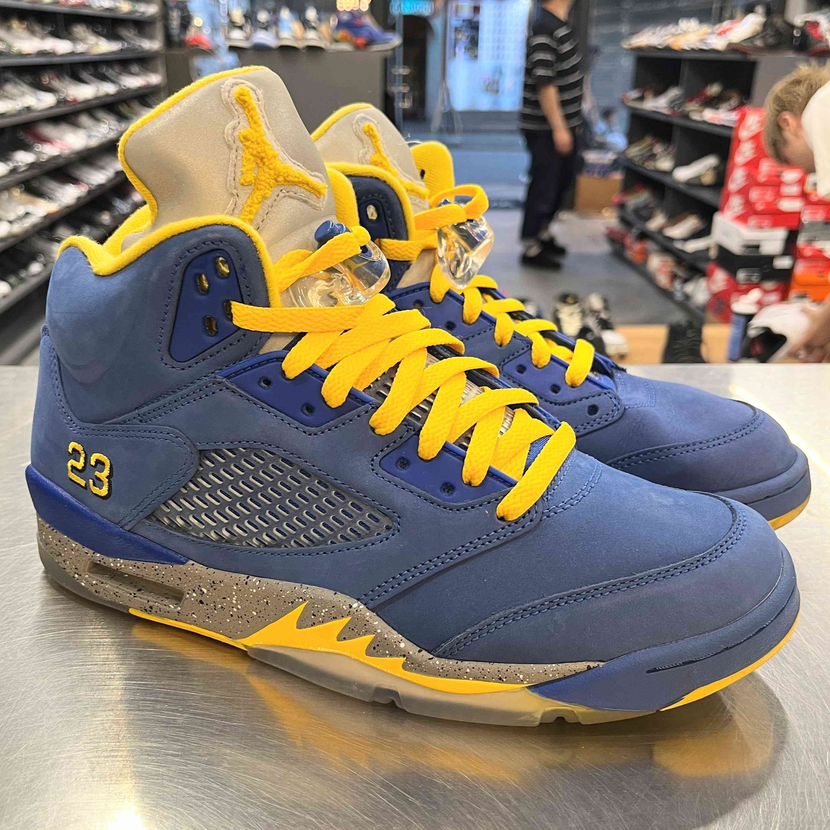 【US9】 AIR JORDAN 5 RETRO LANEY JSP CD2720-400 【USED】