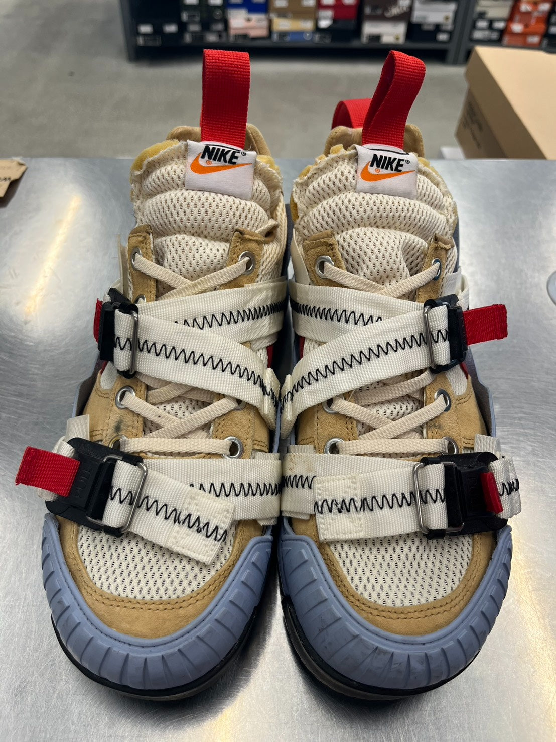 【US10】 NIKE MARS YARD OVERSHOE AH7767-101 【USED】