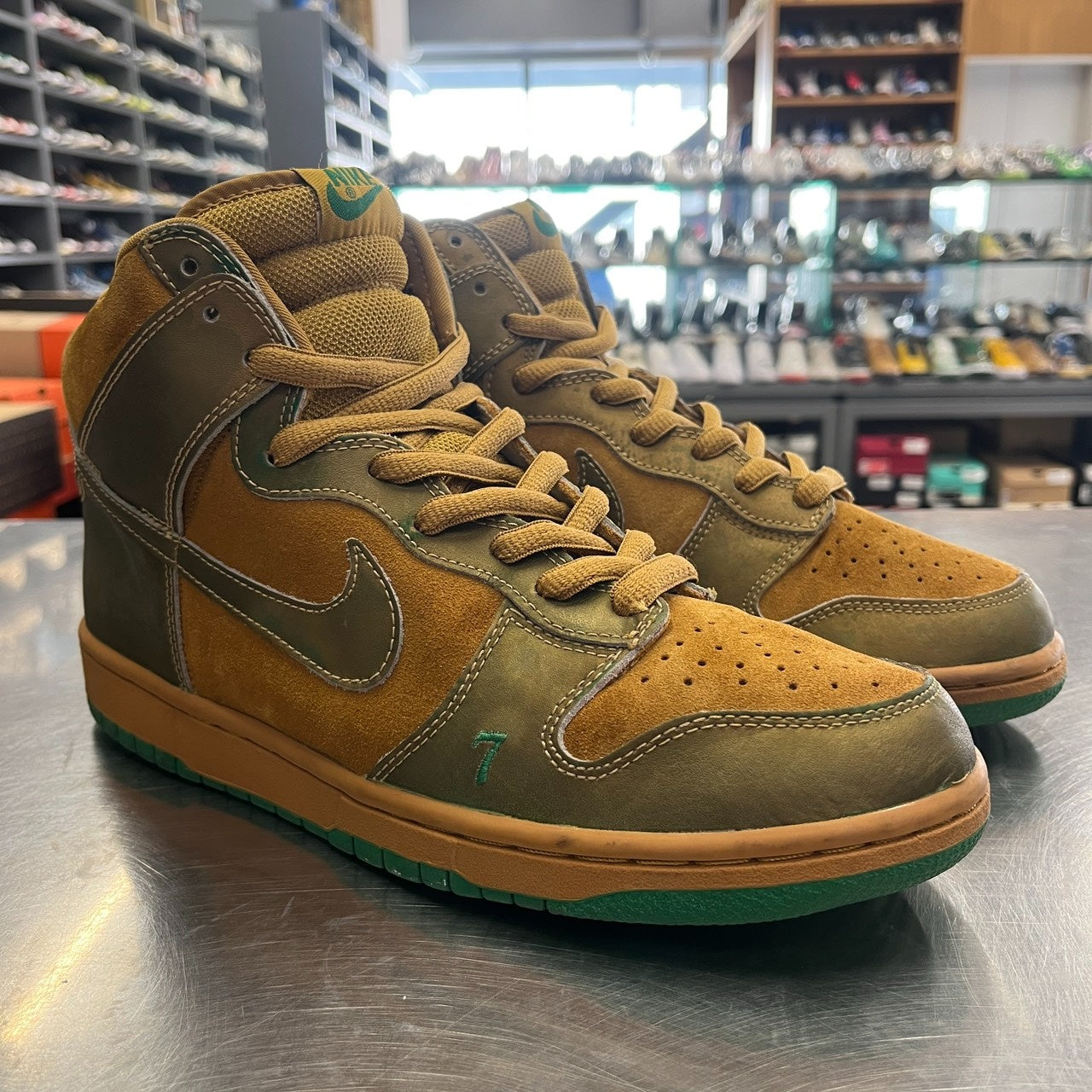 【US10】 NIKE SB DUNK HIGH PRO SB 305050-771 【USED】