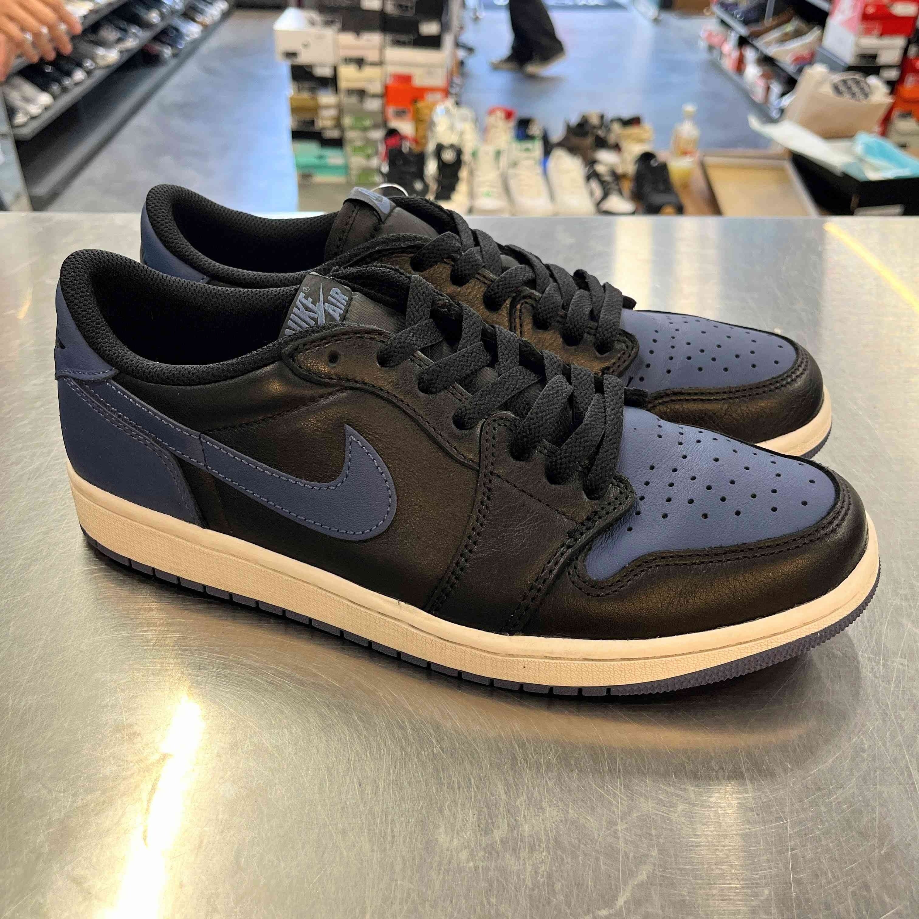 【US10】 AIR JORDAN 1 RETRO LOW OG CZ0790-041 【USED】