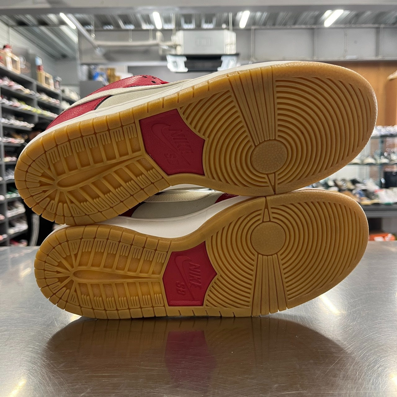 【US8.5】 NIKE SB DUNK LOW PRO SB Valentines Day 304292-612 【USED】
