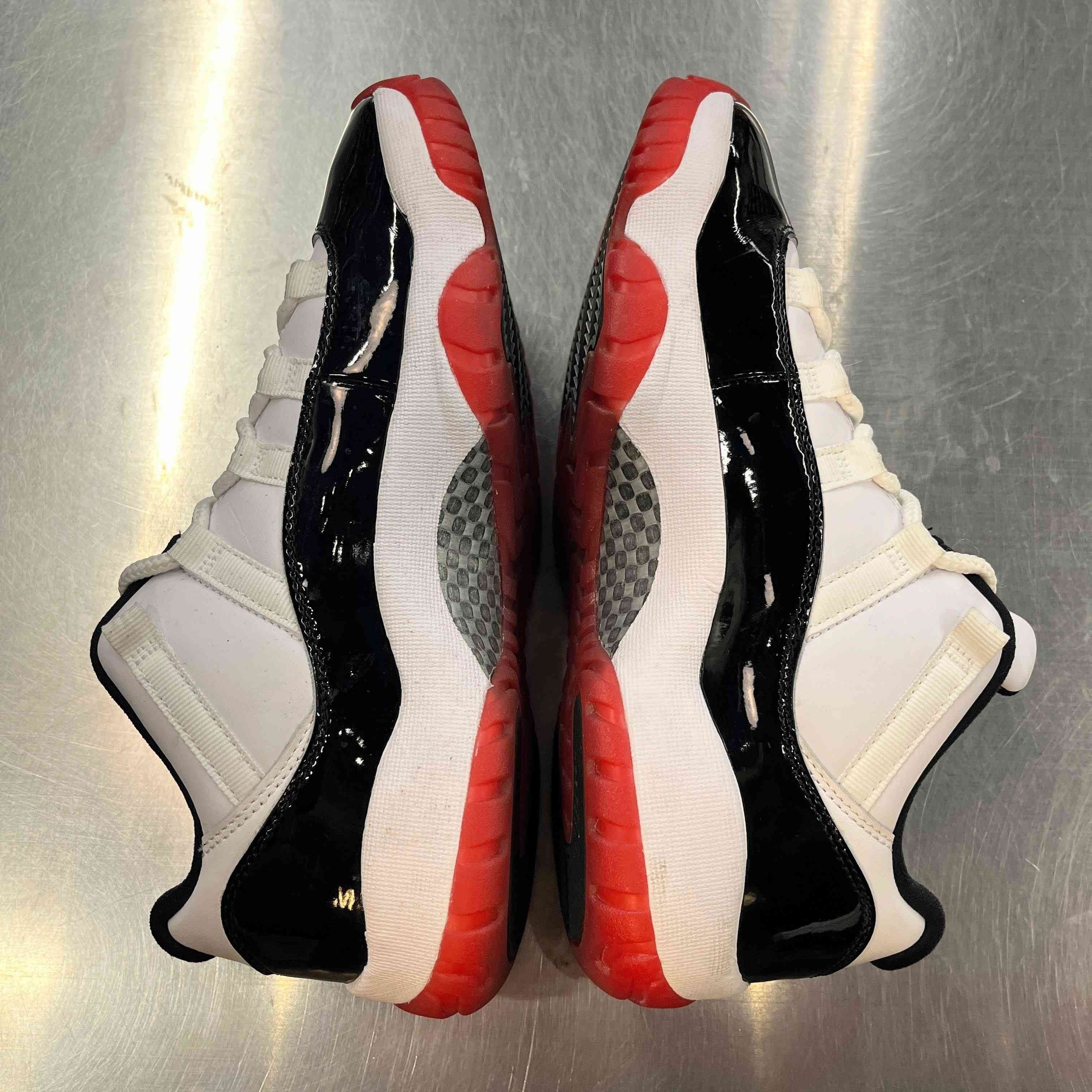 【US8】 AIR JORDAN 11 RETRO LOW AV2187-160 【USED】