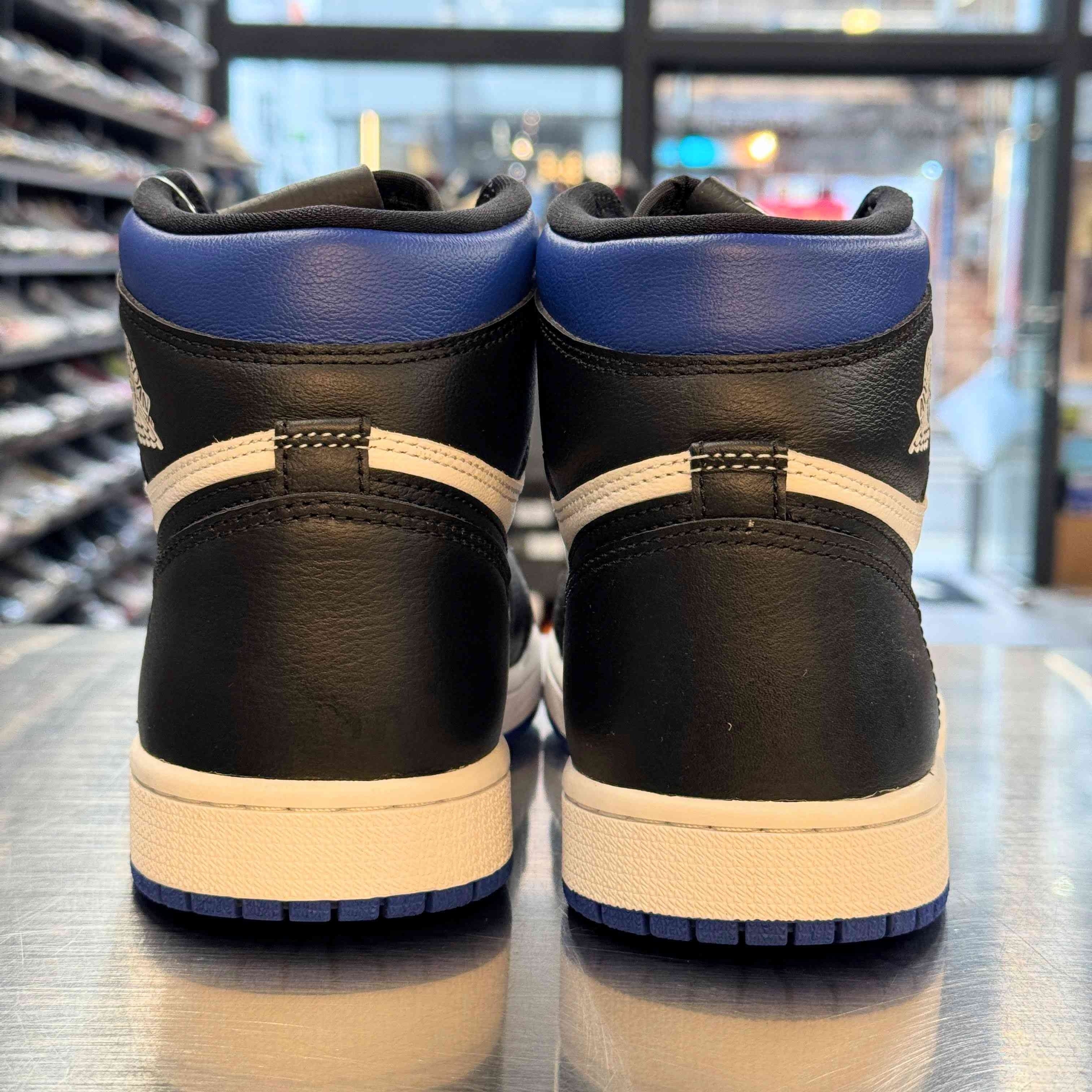 【US8】 AIR JORDAN 1 RETRO HIGH OG ROYAL TOE 555088-041 【USED】