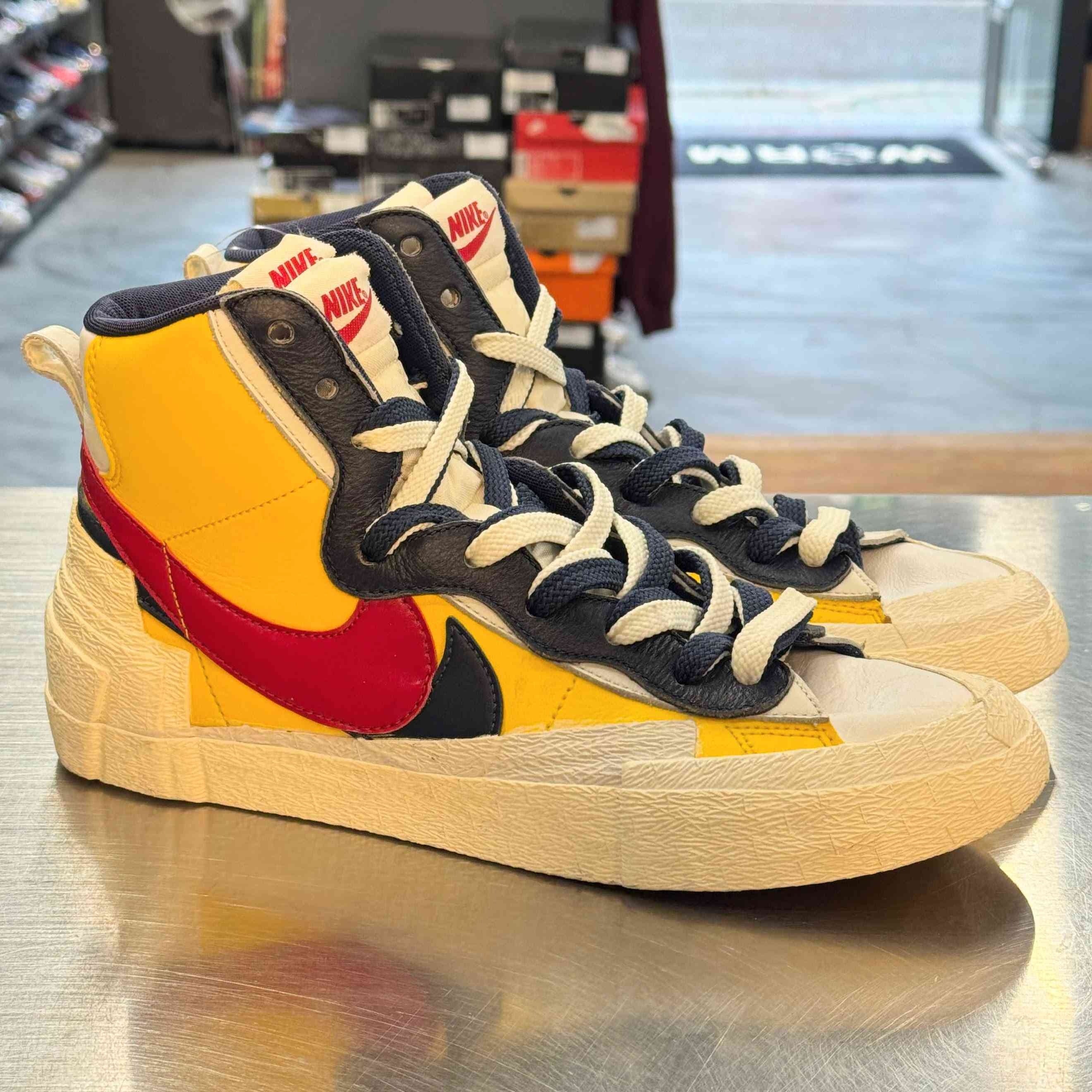 【US8】 NIKE BLAZER MID / SACAI BV0072-700 【USED】