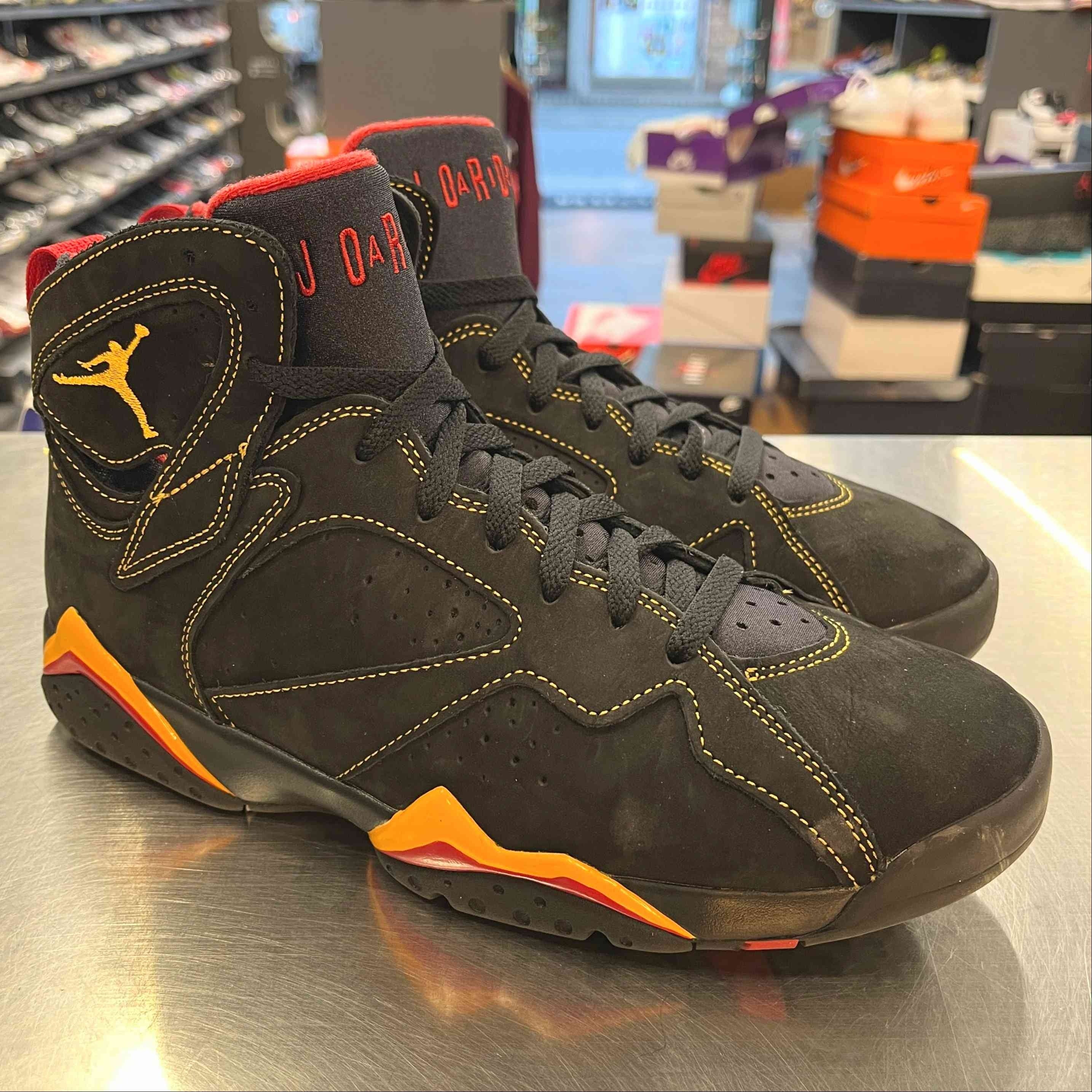 【US9.5】 AIR JORDAN 7 RETRO CU9307-081 【USED】