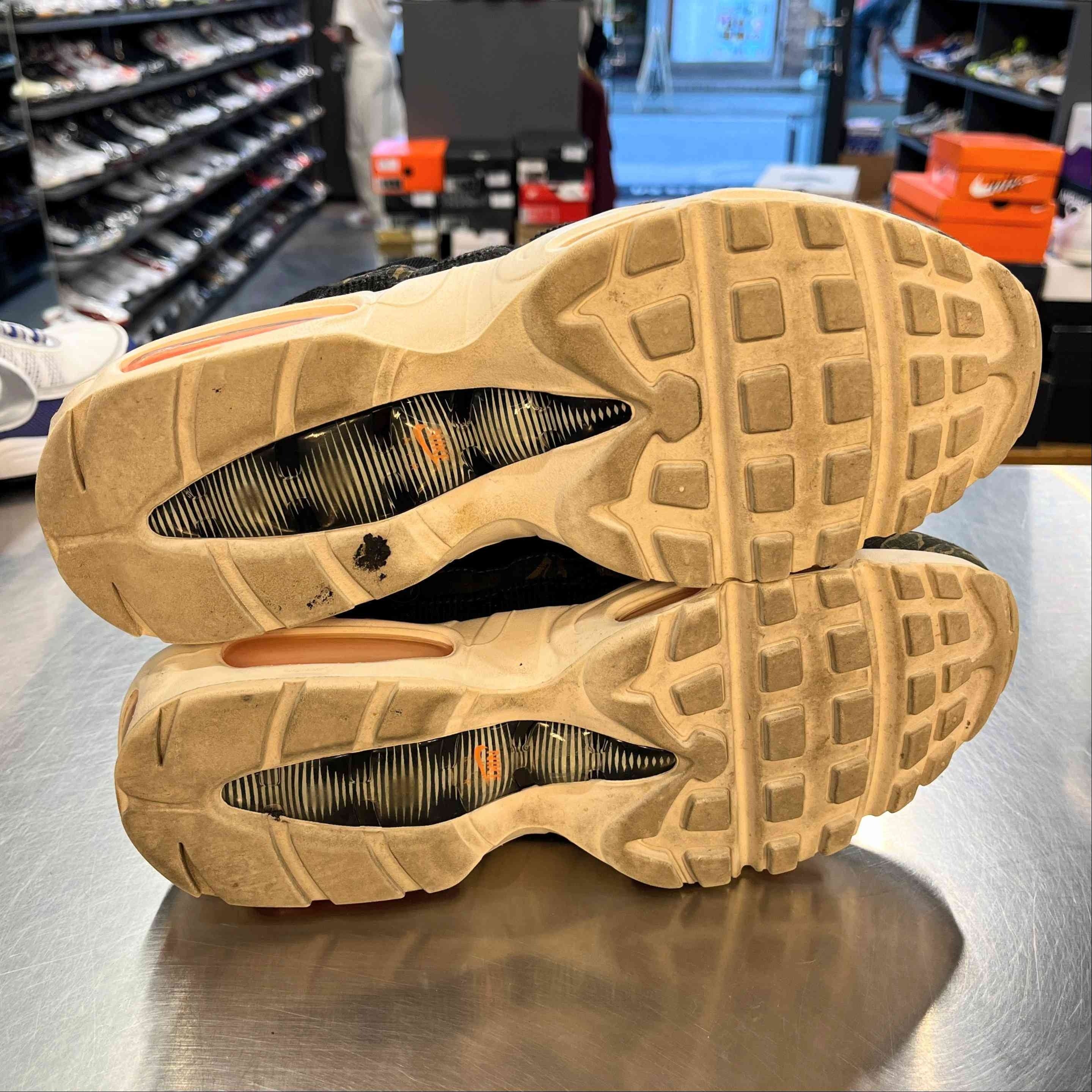 【US9】 NIKE AIR MAX 95 WIP AV3866-001 【USED】 箱違