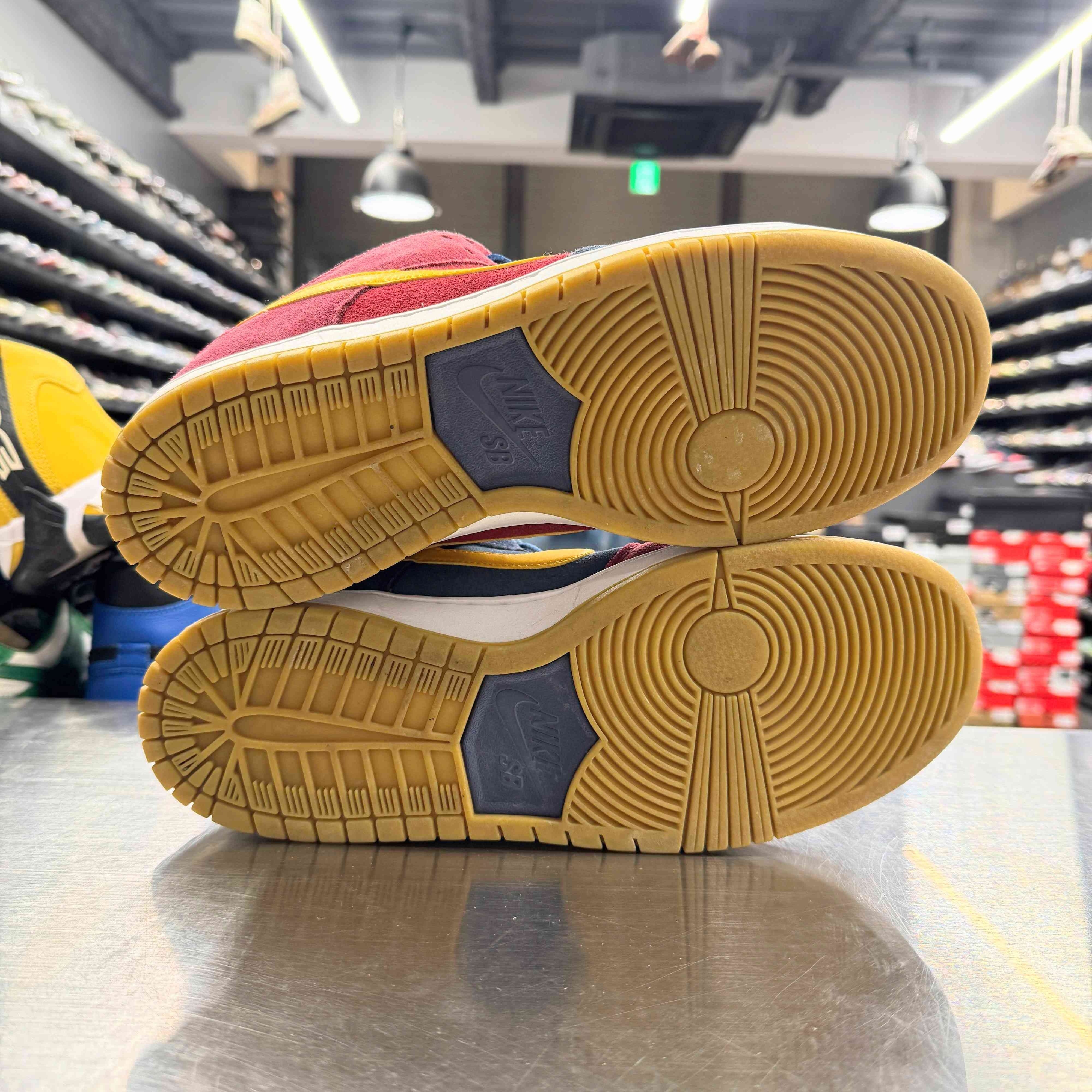 【US10】 NIKE SB SB DUNK LOW PRO PRM Barcelona DJ0606-400 【USED】