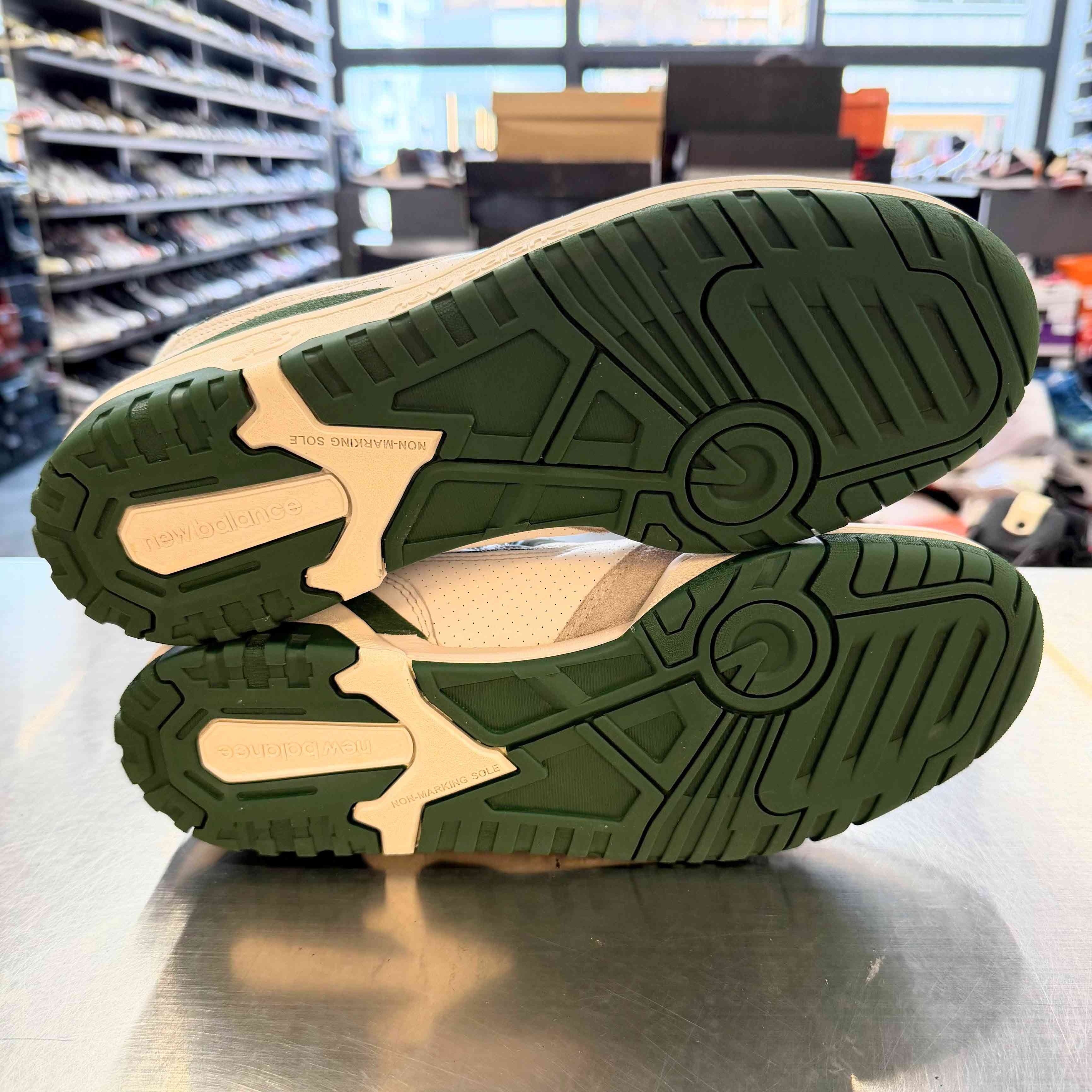 【US10.5】 New Balance BB550WT1 【USED】