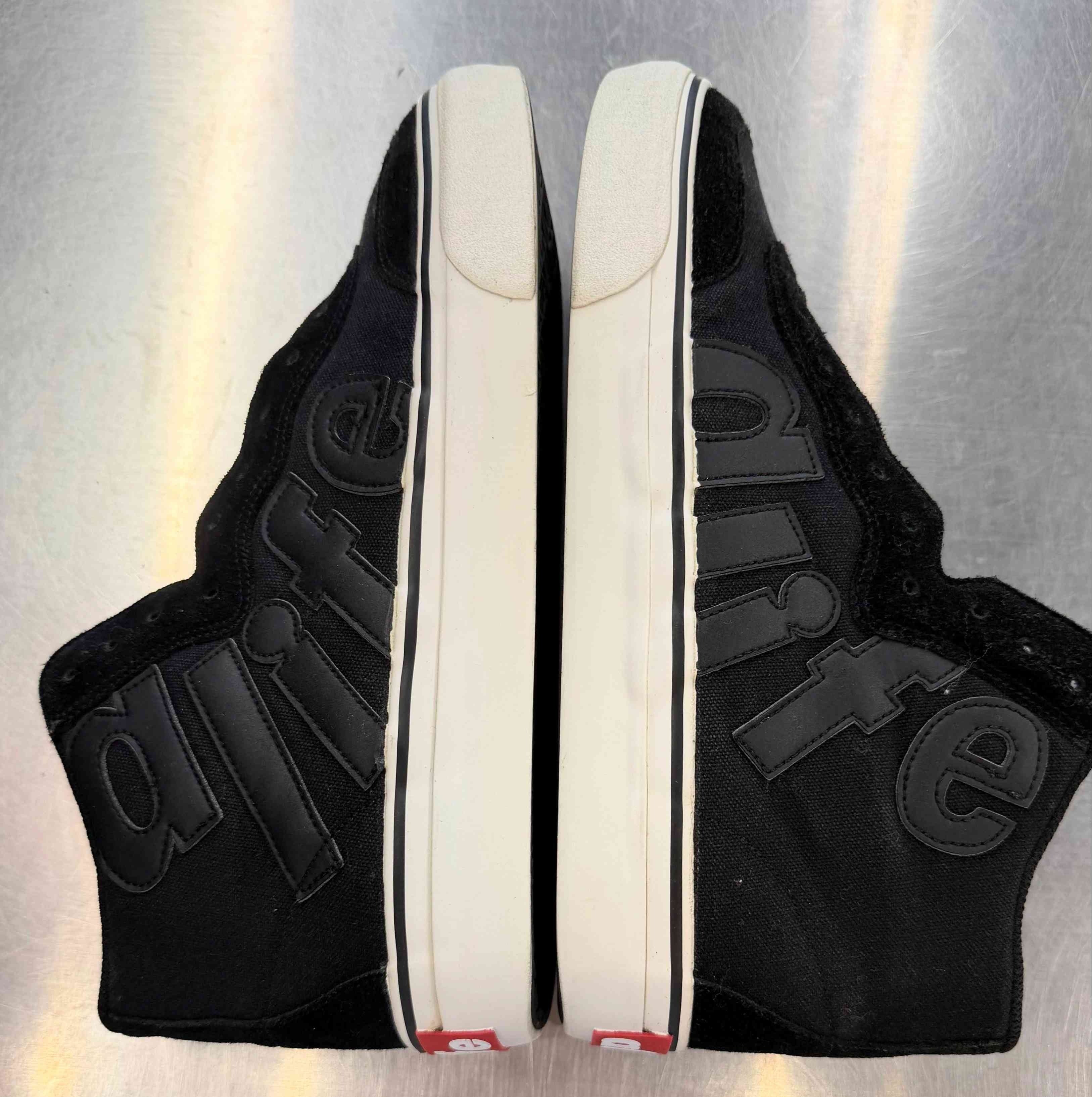 【US10】 ALIFE EVERYBODY MONO SUEDE APPLIQUE F91EVHIMA4 【USED】