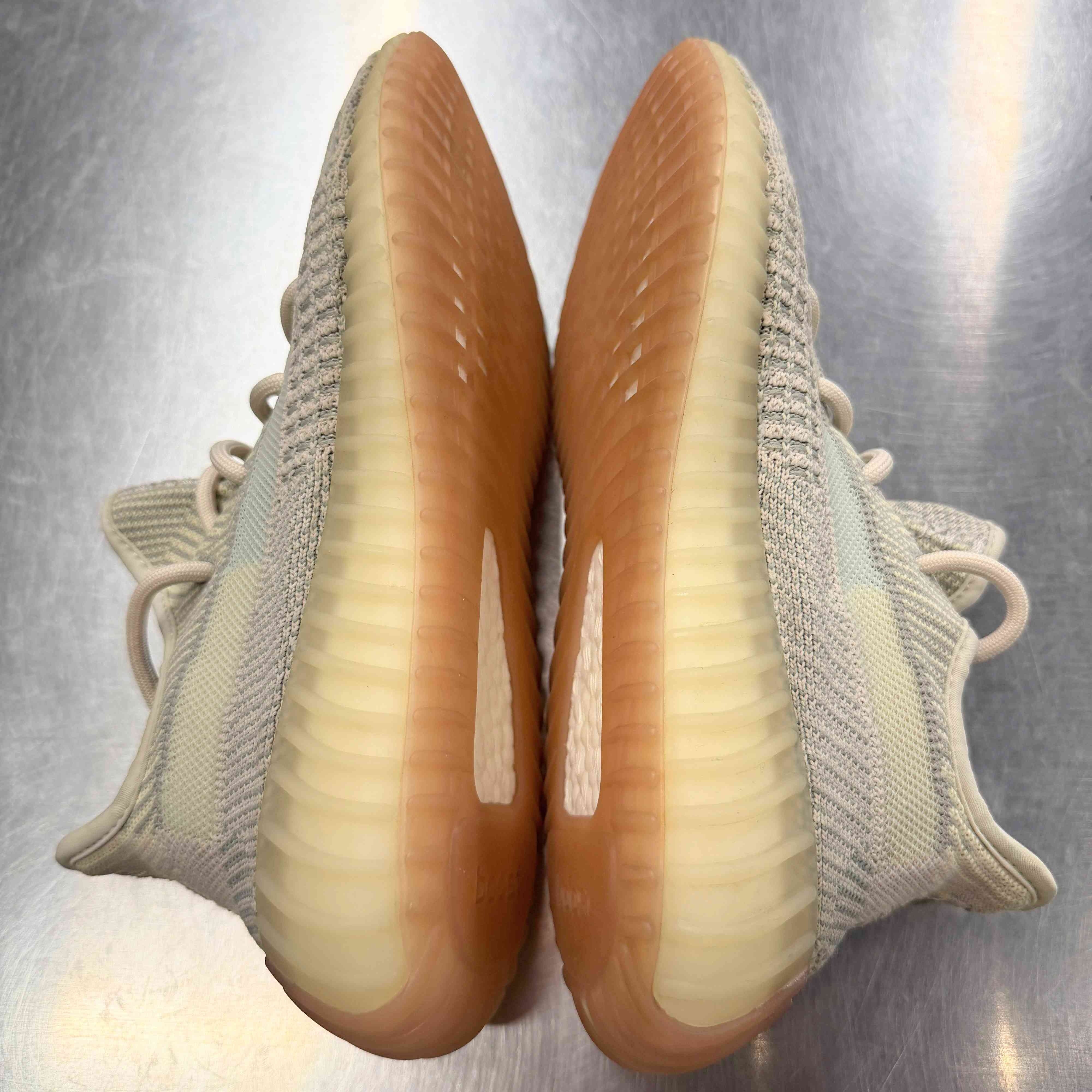 【US6.5】 adidas YEEZY BOOST 350 V2 FW3042 【USED】