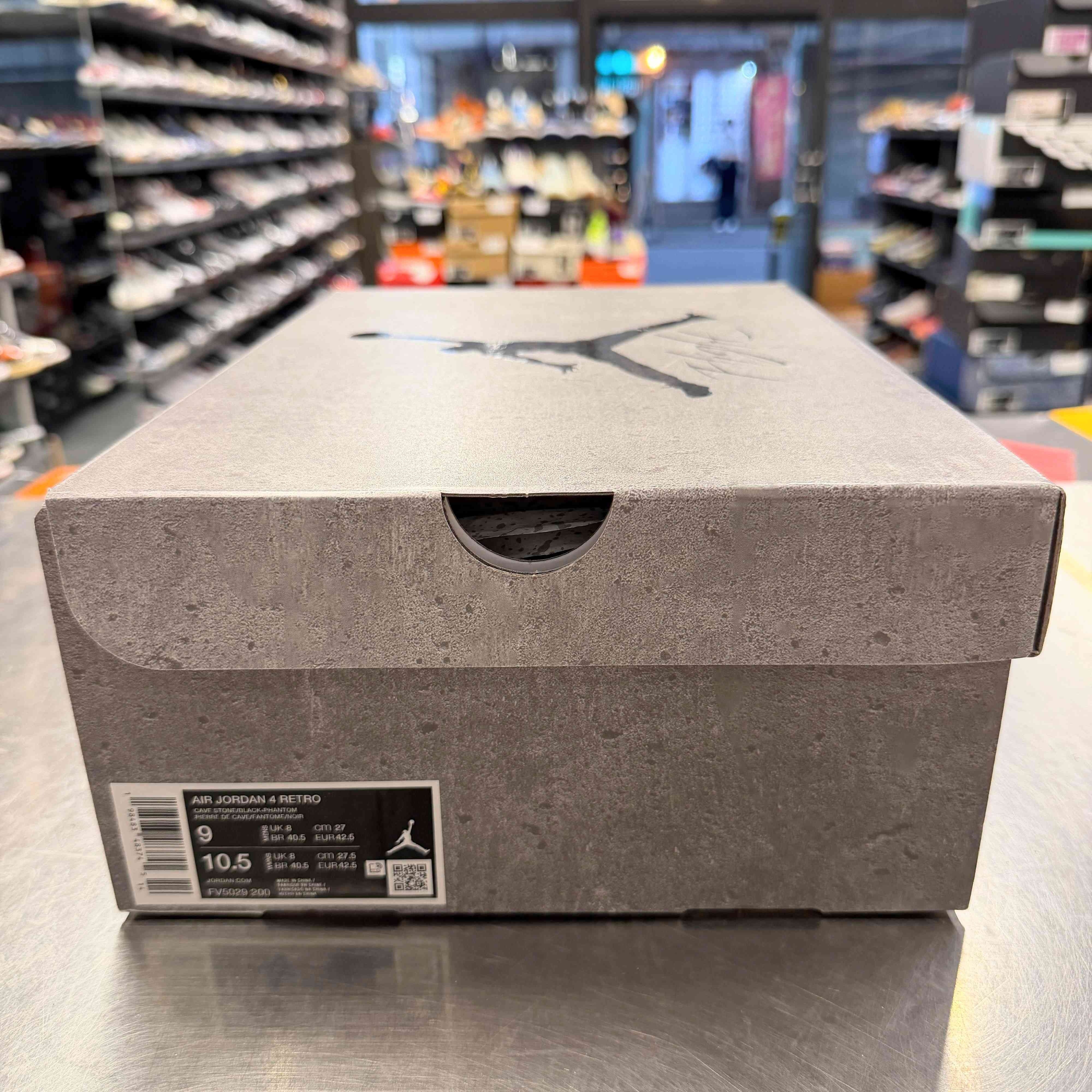 【US9】 AIR JORDAN 4 RETRO FV5029-200 【USED】
