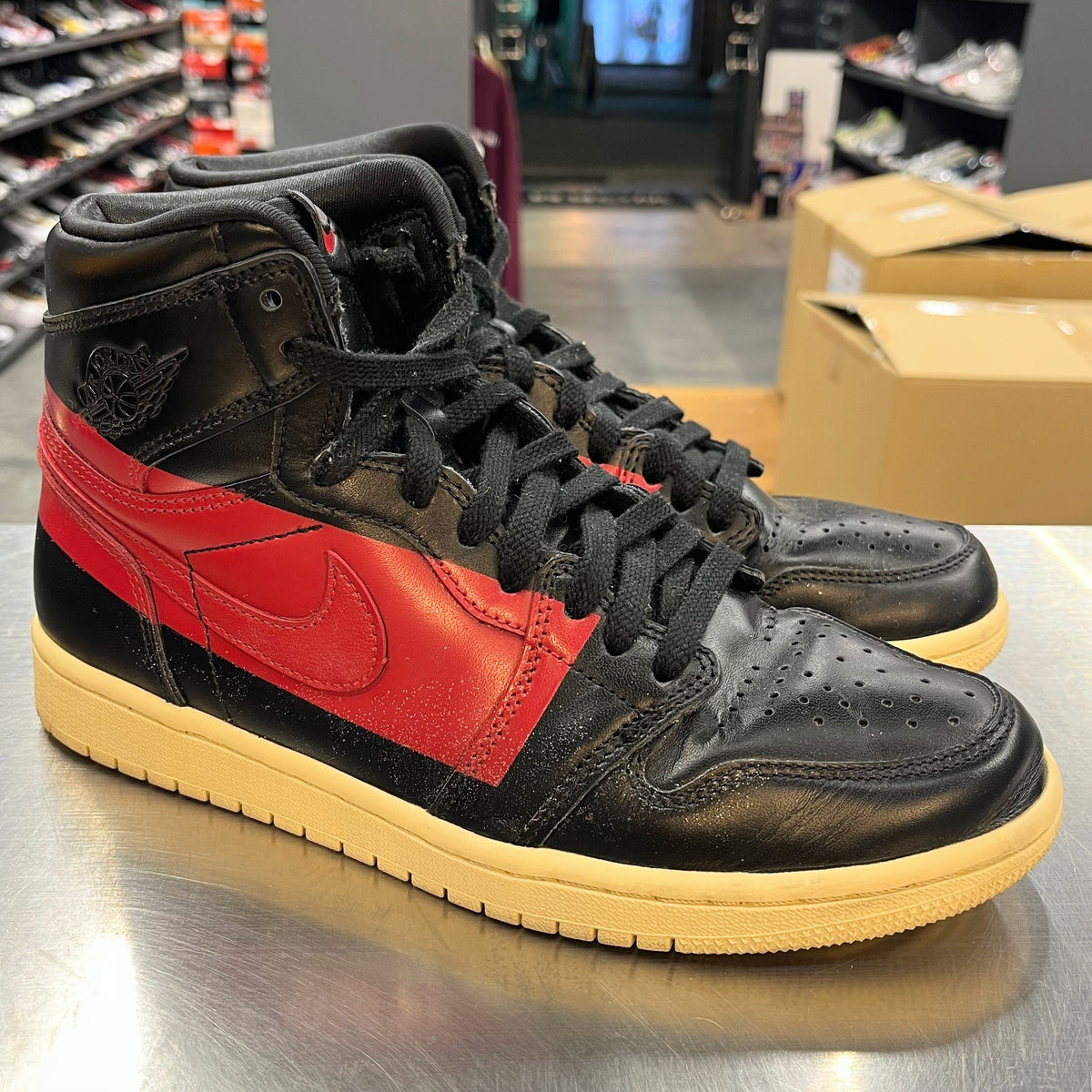 【US8】 AIR JORDAN 1 HIGH OG DEFIANT COUTURE BQ6682-006 【USED】