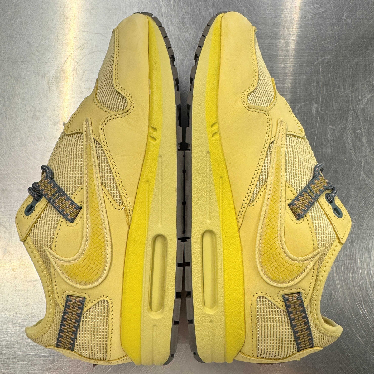 【US8.5】 NIKE AIR MAX 1 / CJ DO9392-700 【USED】