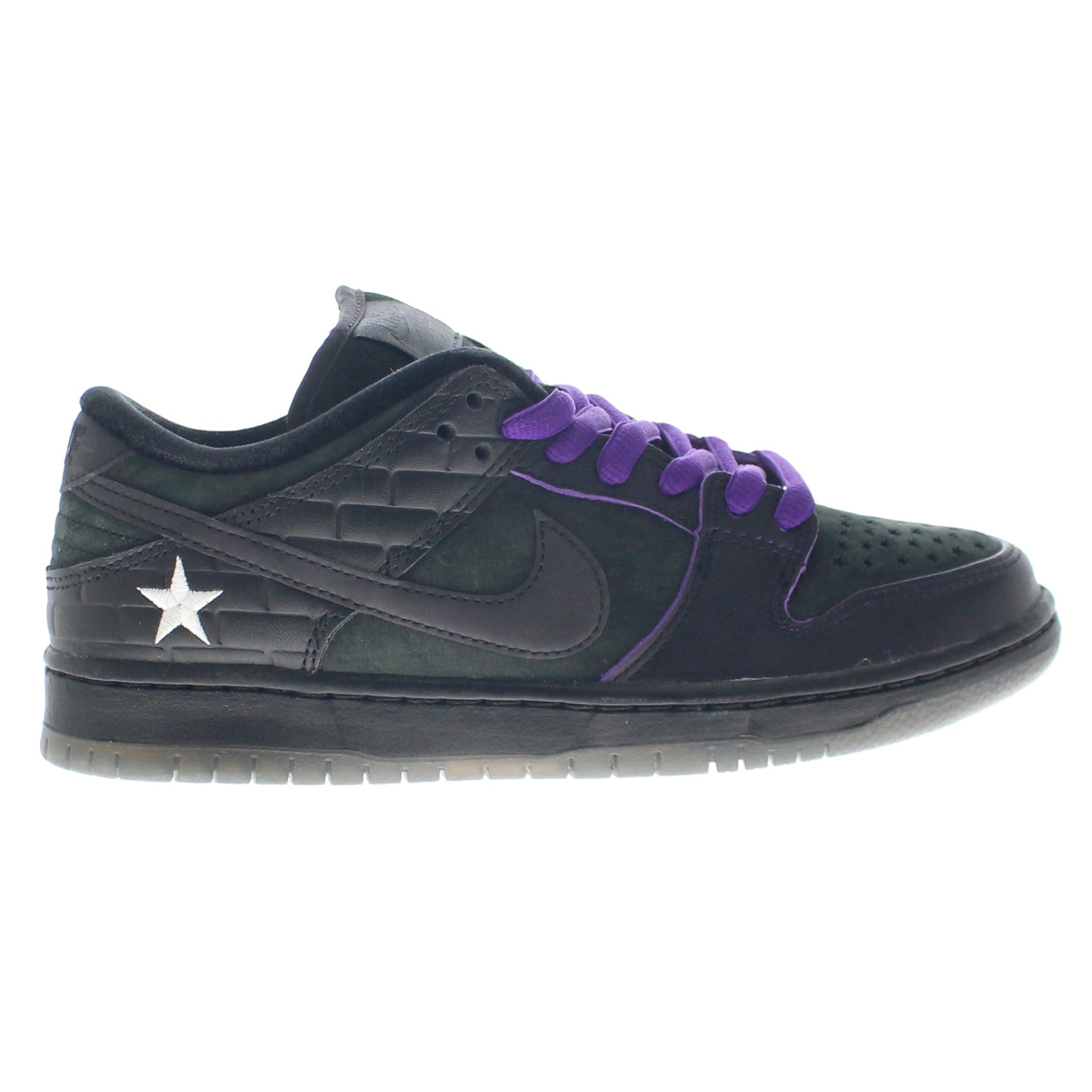 Nike SB Dunk Low Pro QS "Familia First Avenue"