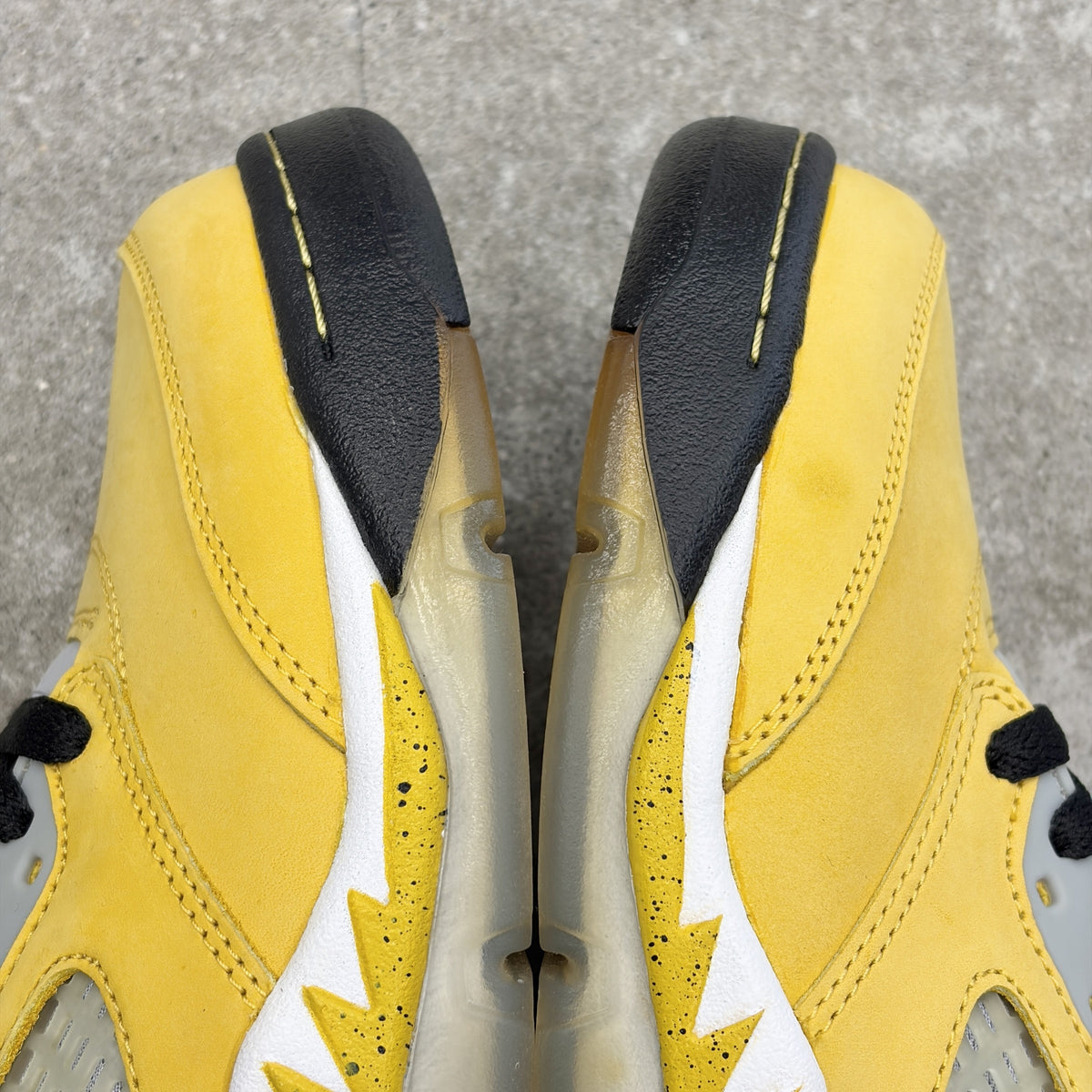 【US9.5】 AIR JORDAN 5 RETRO T23 454783-701 【DS】