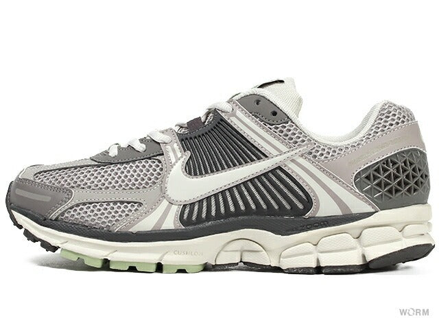 【W US9.5】 NIKE W ZOOM VOMERO 5 FB8825-001 【DS】