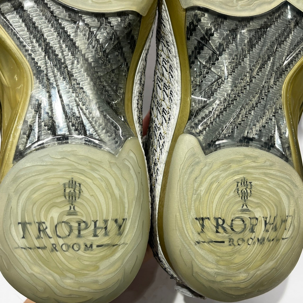 【US10.5】 AIR JORDAN 23 TROPHY ROOM 853336-123 【USED】