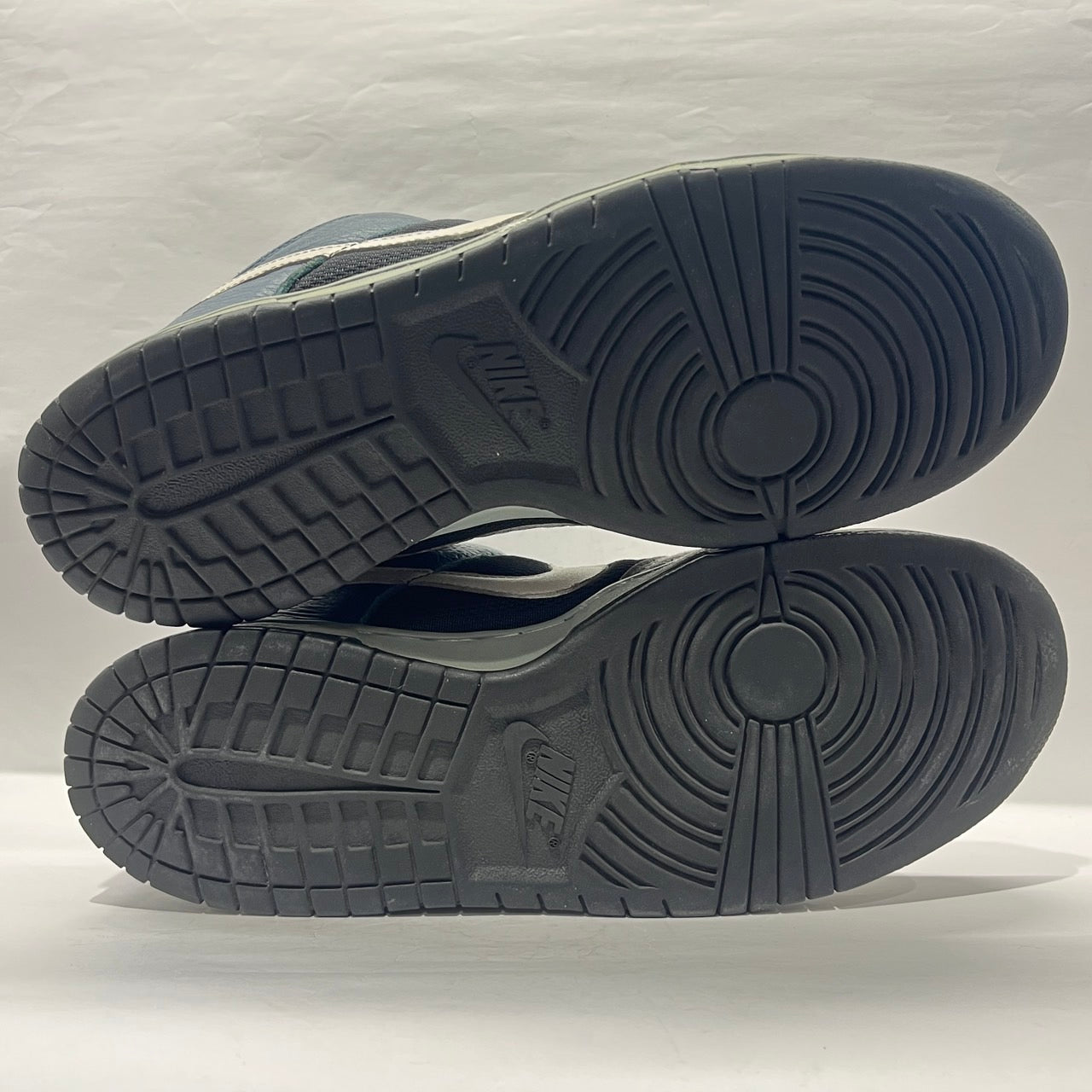 【US11.5】 NIKE SB DUNK LOW PRO SB Futura 304292-013 【USED】 箱違