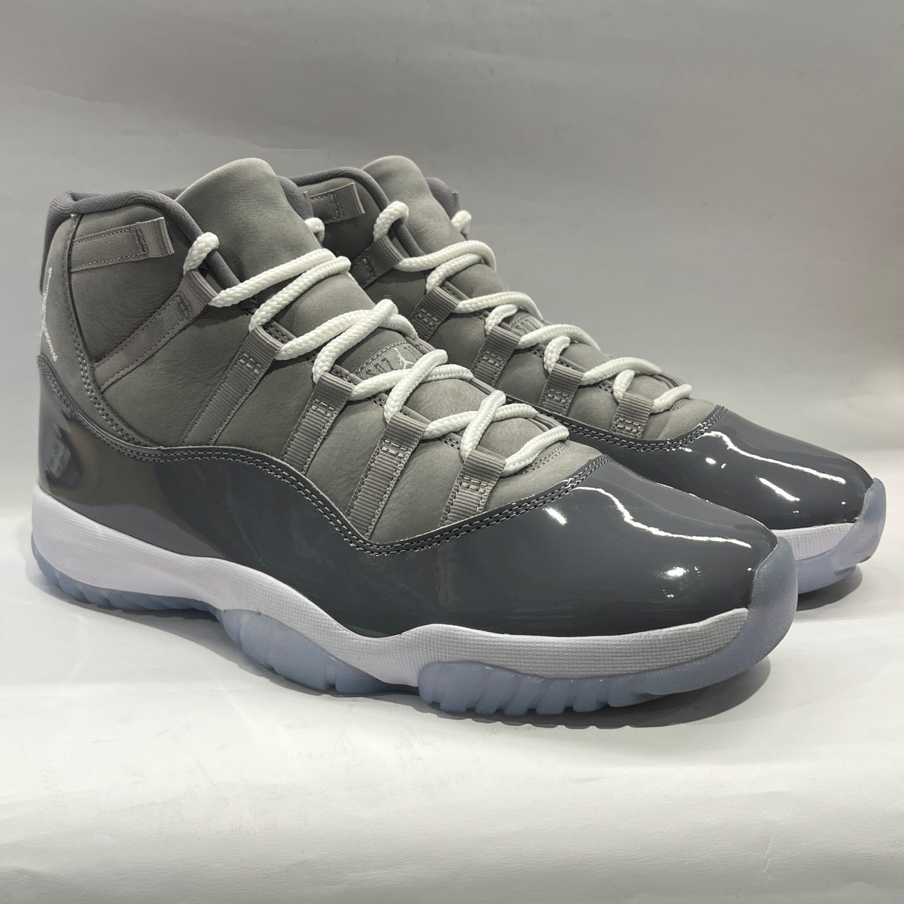 【US11】 AIR JORDAN 11 RETRO COOL GREY CT8012-005 【USED】