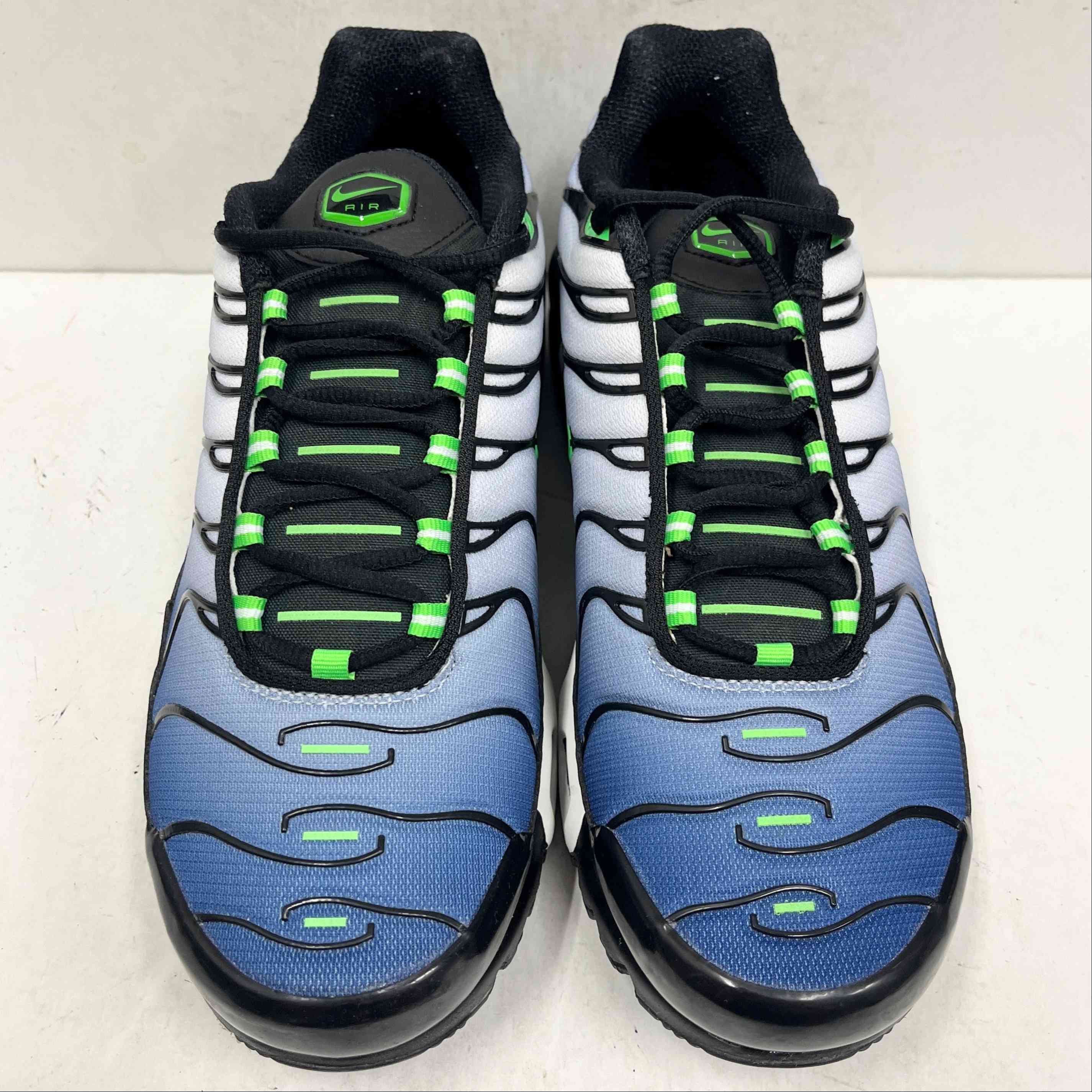 【US10】 NIKE AIR MAX PLUS DX4326-001 【USED】