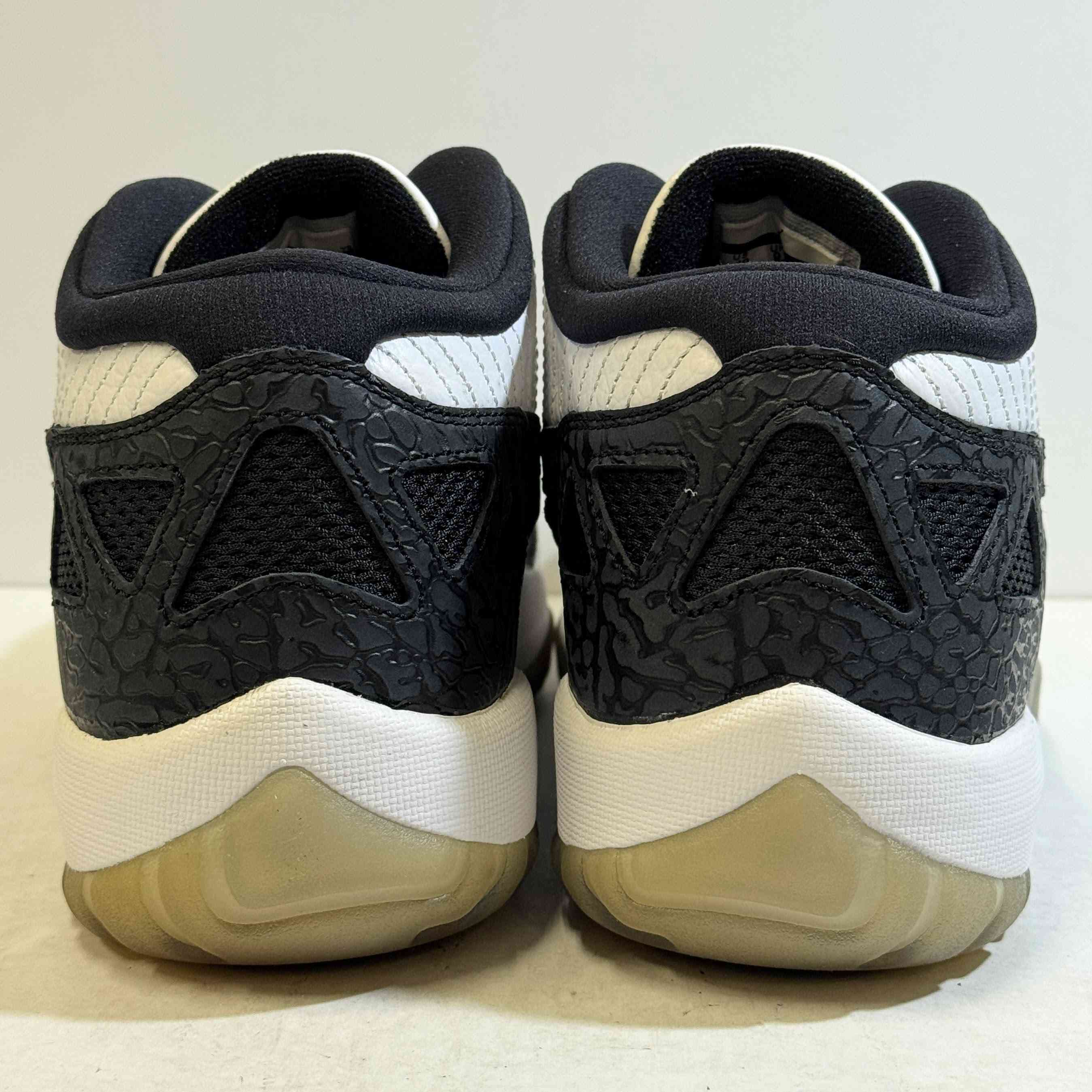 【US10】 AIR JORDAN 11 RETRO LOW 306008-100 【DS】