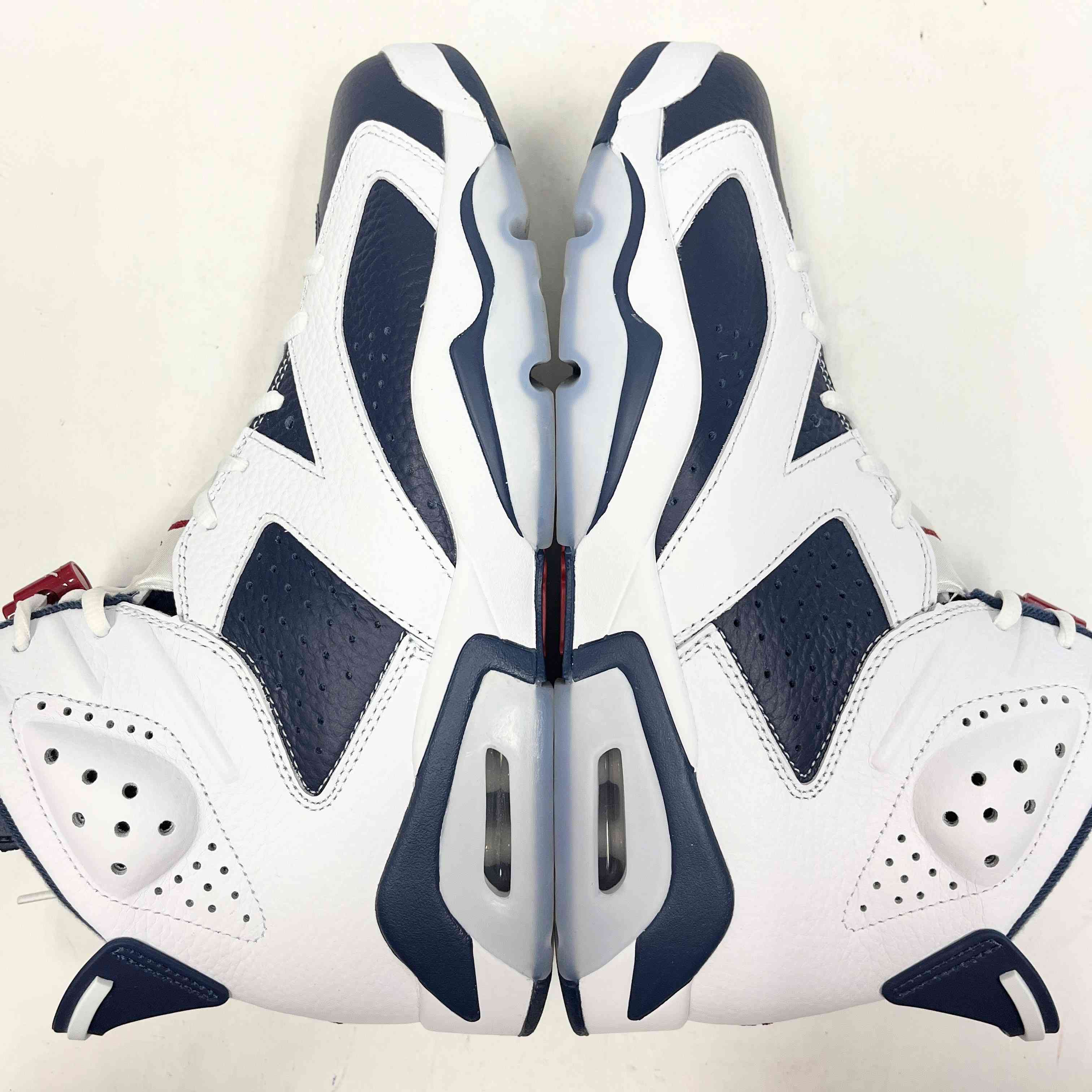 【US10】 AIR JORDAN 6 RETRO OLYMPIC CT8529-164 【USED】