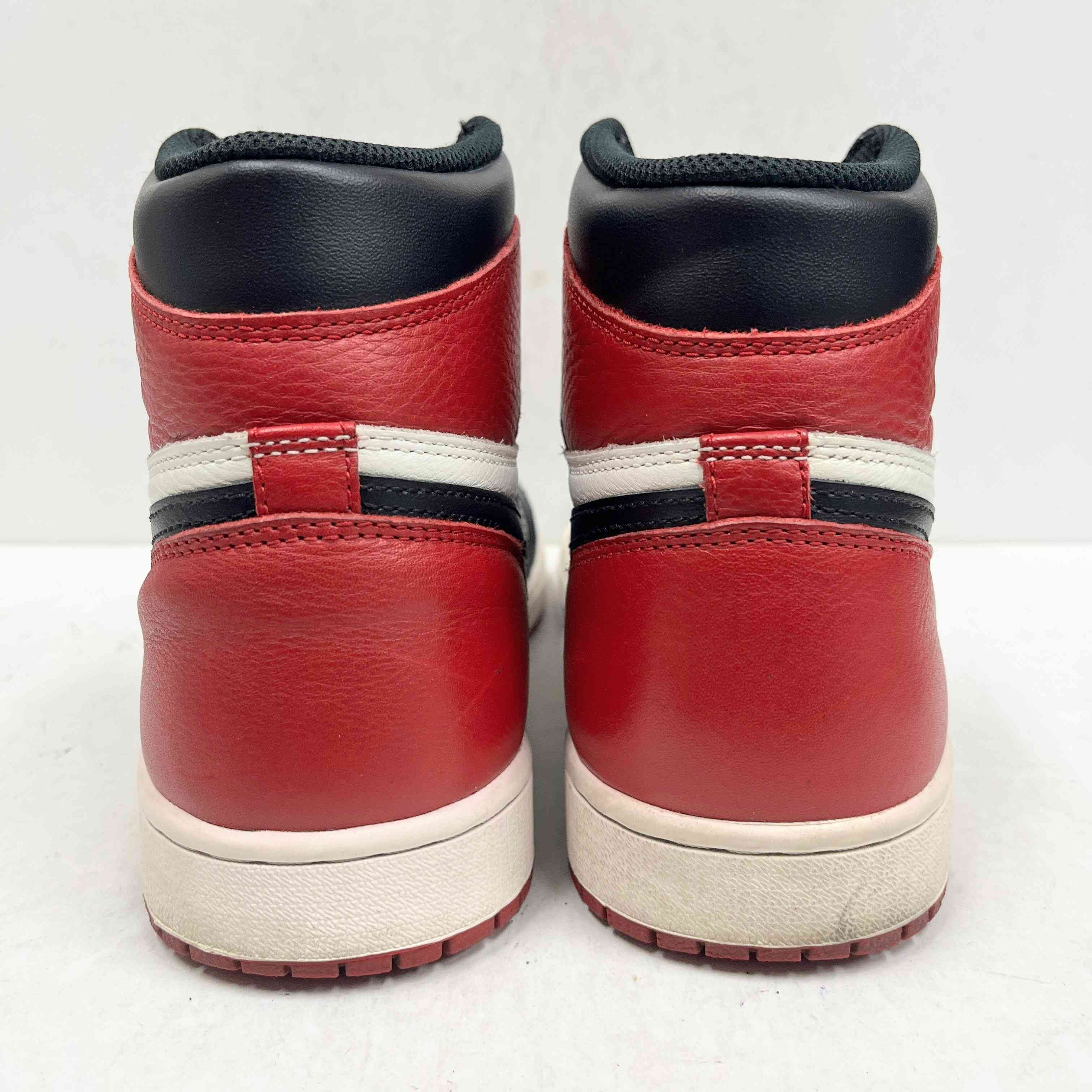 【US10】 AIR JORDAN 1 RETRO HIGH OG BRED TOE 555088-610 【USED】