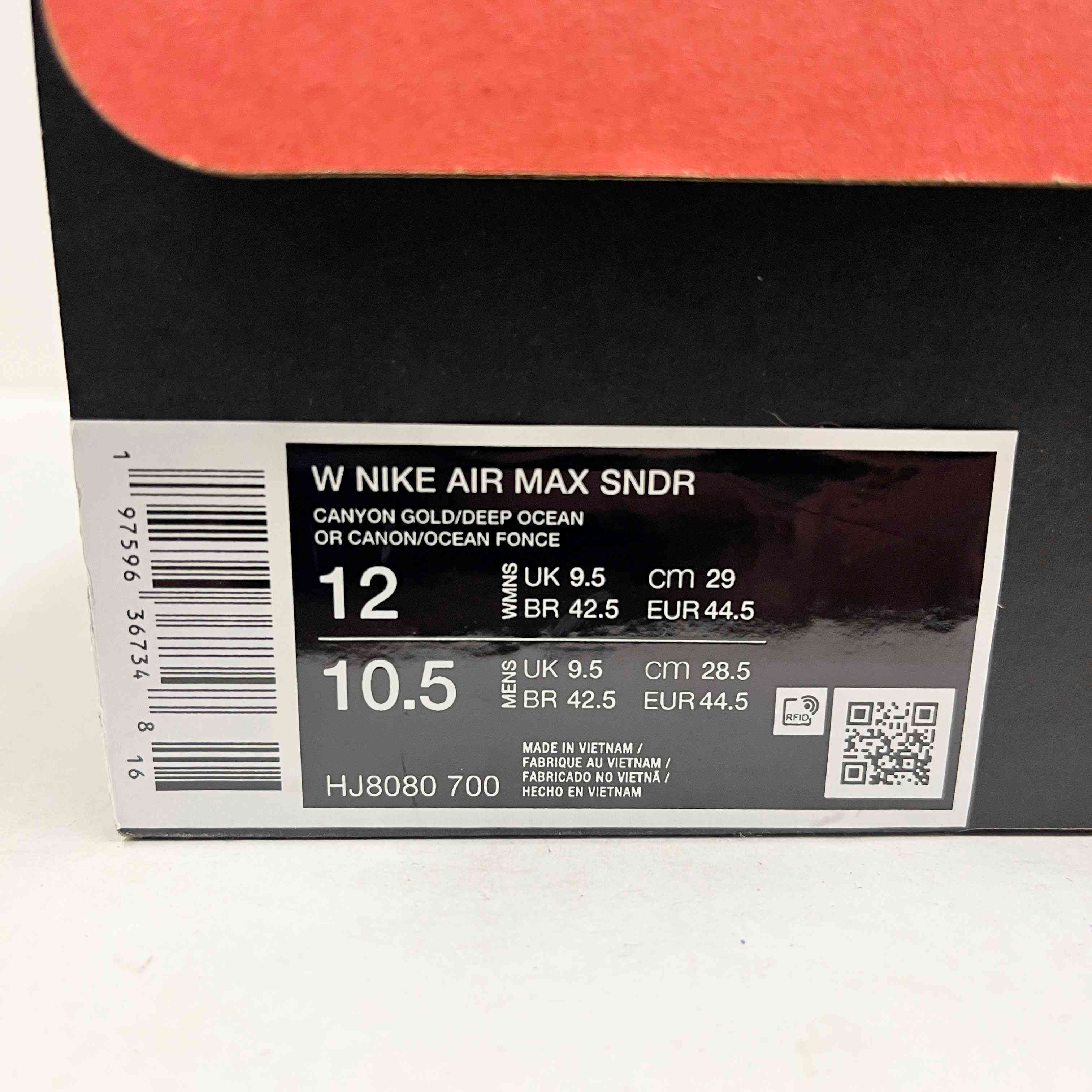 【W US12】 NIKE W AIR MAX SNDR HJ8080-700 【USED】