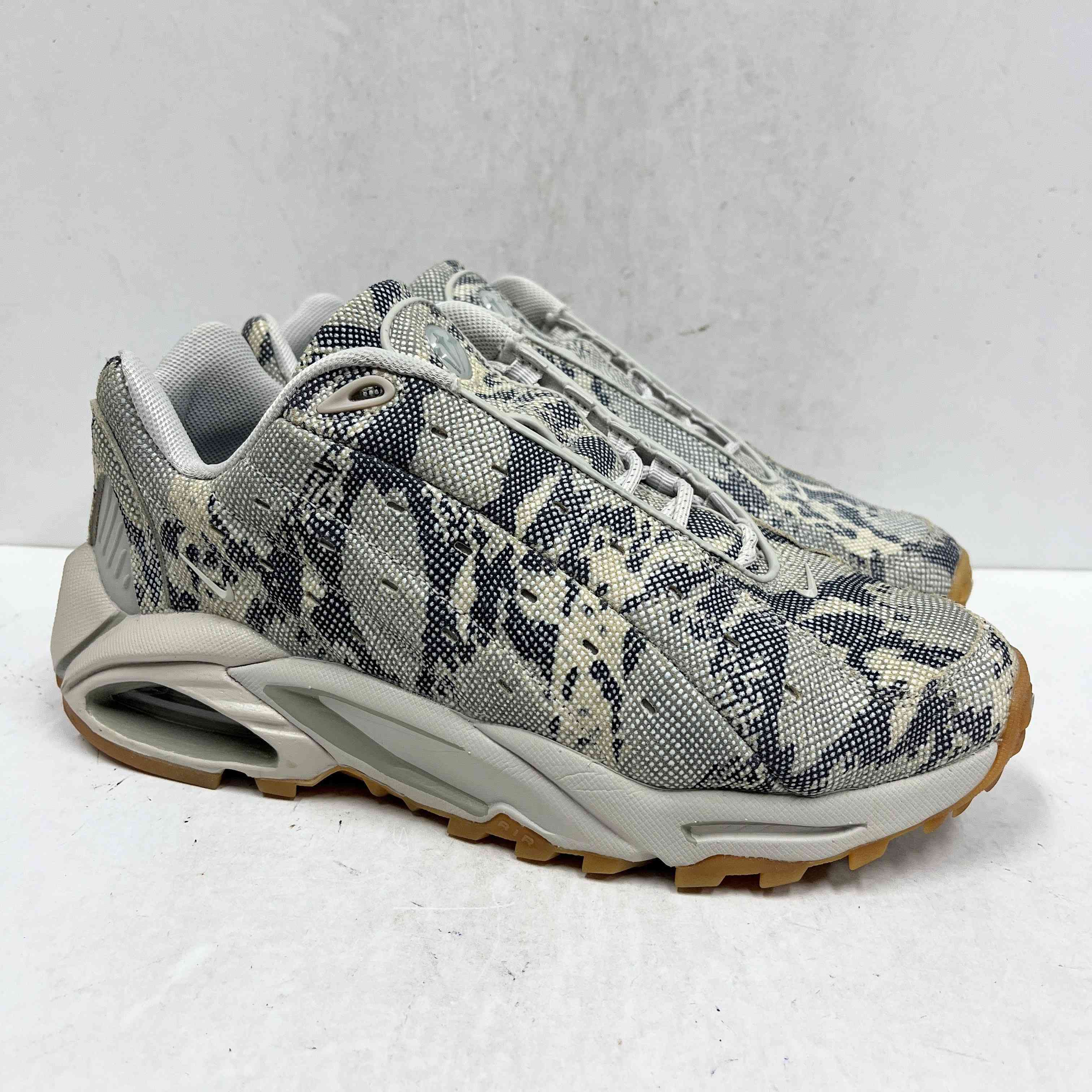 【US9】 NIKE HOT STEP AIR TERRA / NOCTA DR0508-001 【USED】