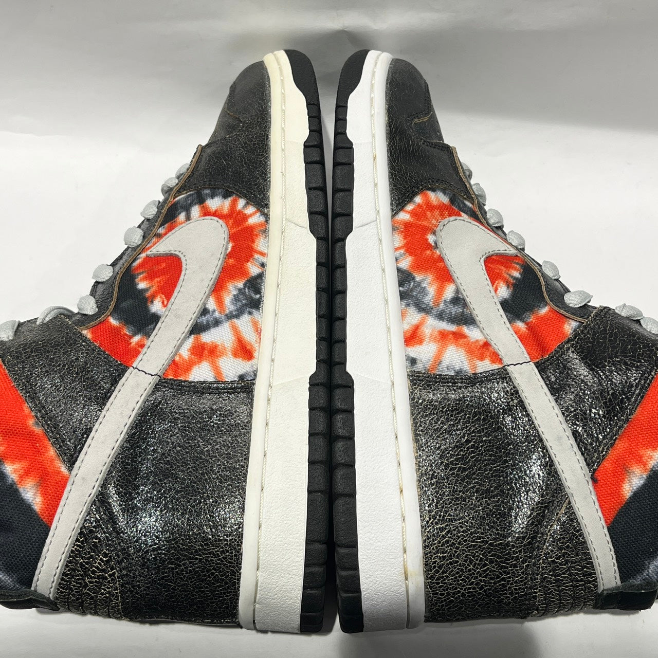 【US9】 NIKE SB DUNK HIGH PRO SB HUF 305050-102 【USED】