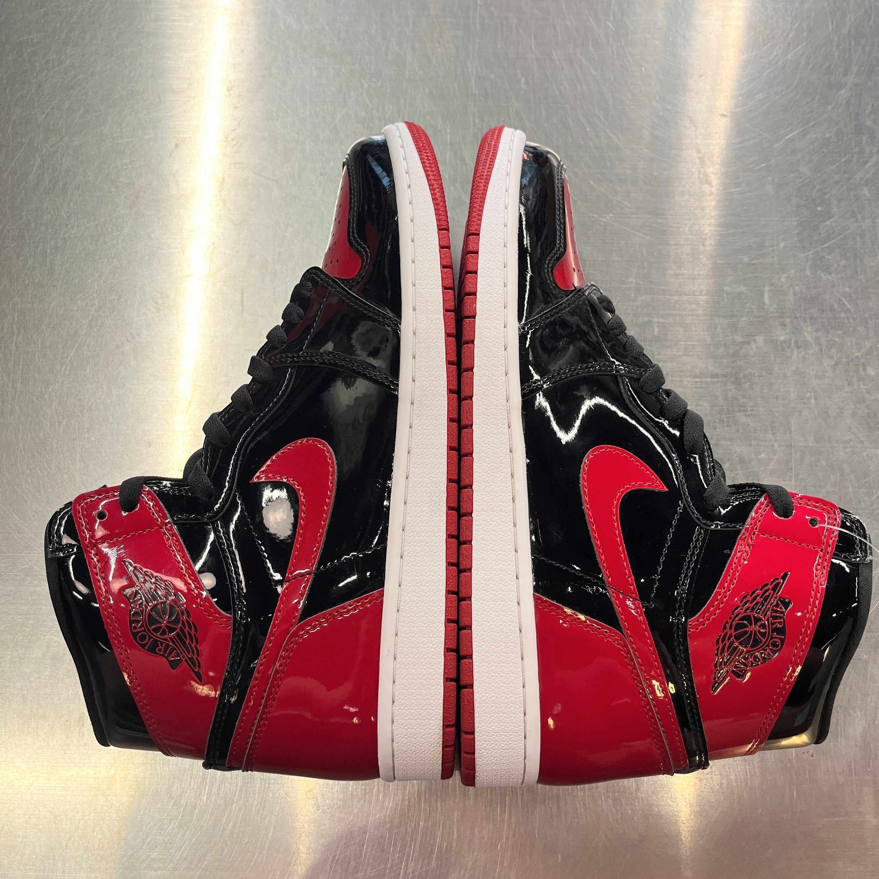 【US10.5】 AIR JORDAN 1 RETRO HIGH OG 555088-063 【USED】